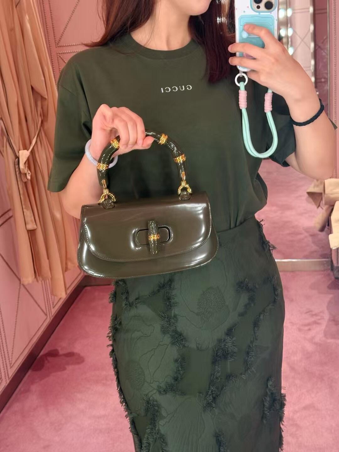 Gucci 구찌 뱀부 1947 탑핸들백 스무스 레더 화이트 블루 뱀부 핸들 골드 하드웨어 3