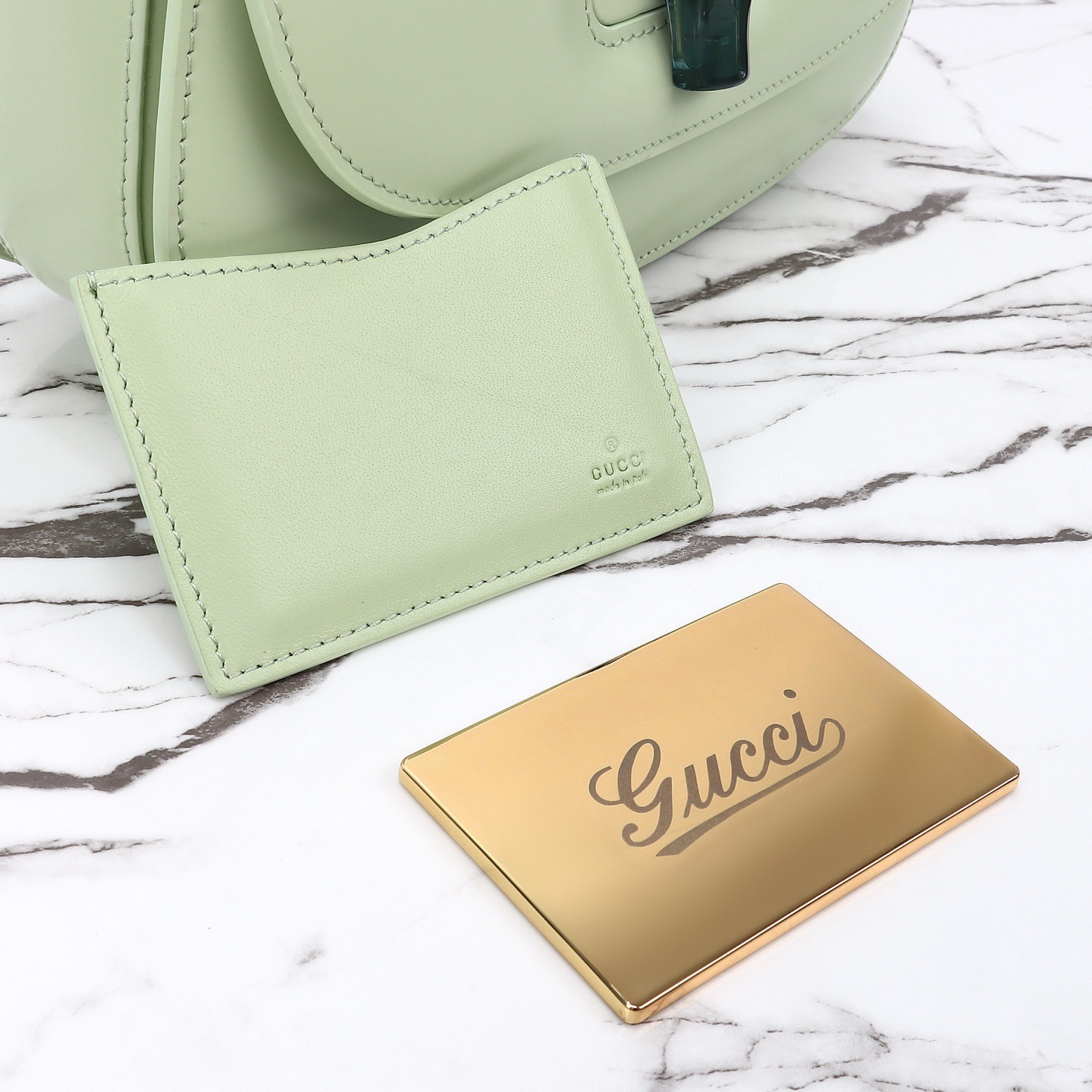 Gucci 구찌 뱀부 1947 탑핸들백 스무스 레더 화이트 블루 뱀부 핸들 골드 하드웨어 12