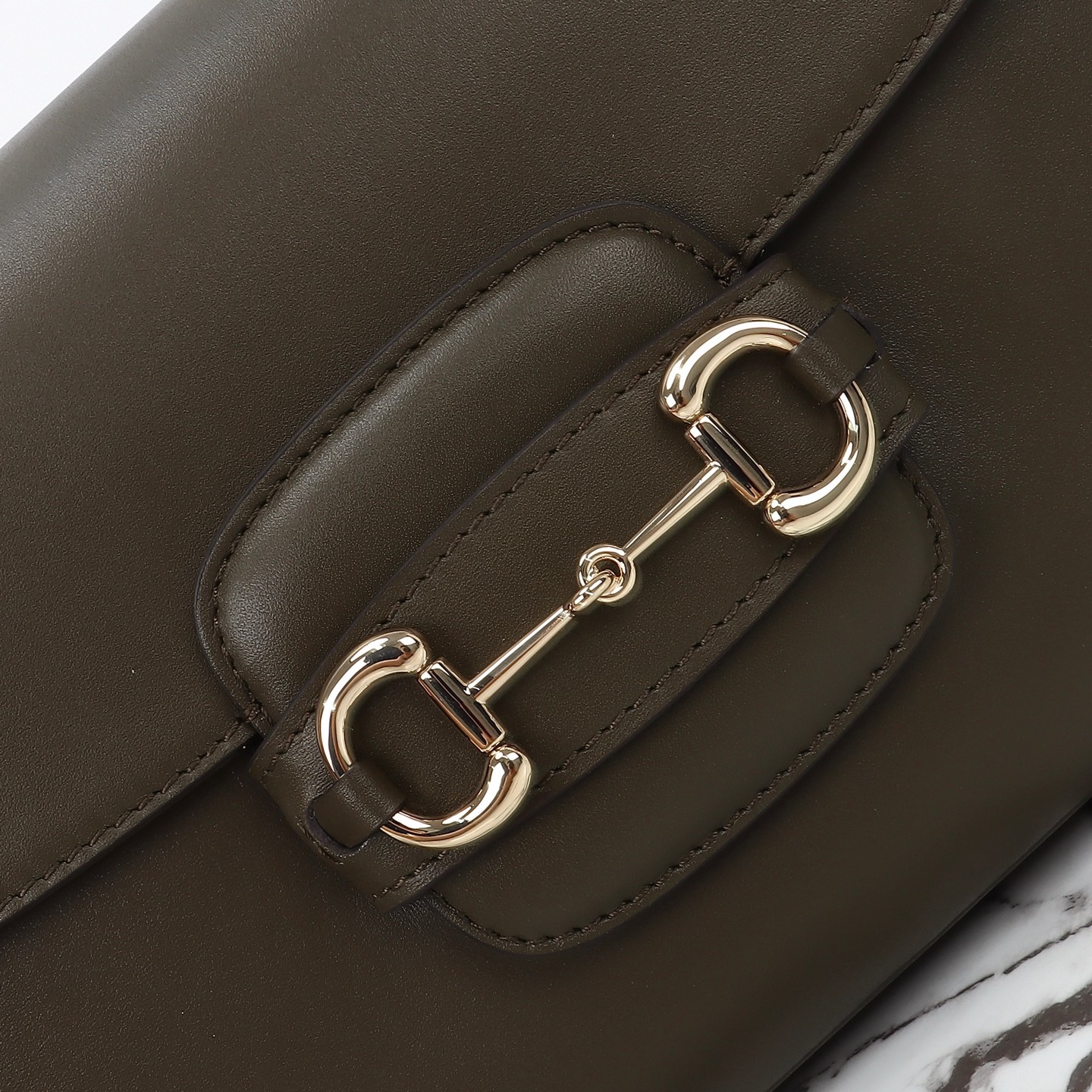 Gucci 구찌 홀스빗 레더 크로스백 포레스트 그린 골드 하드웨어 6