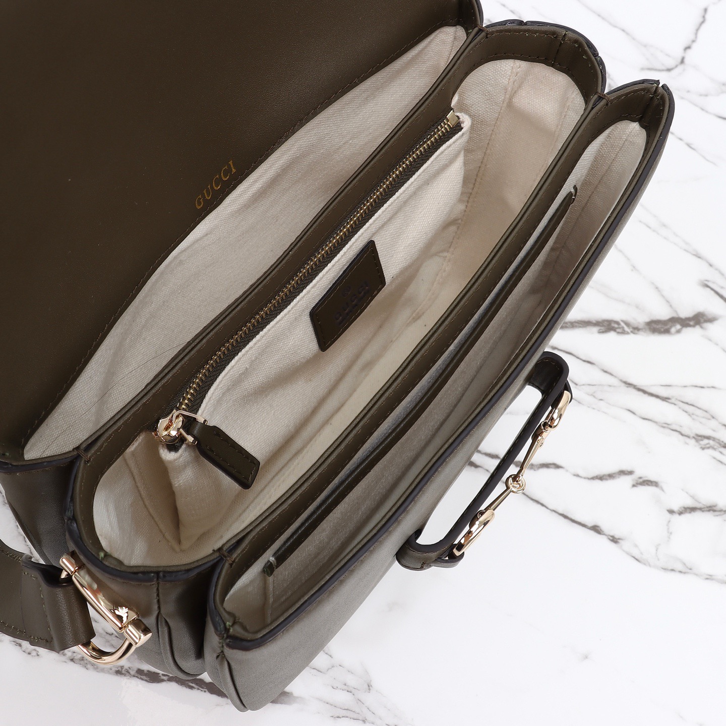 Gucci 구찌 홀스빗 레더 크로스백 포레스트 그린 골드 하드웨어 11