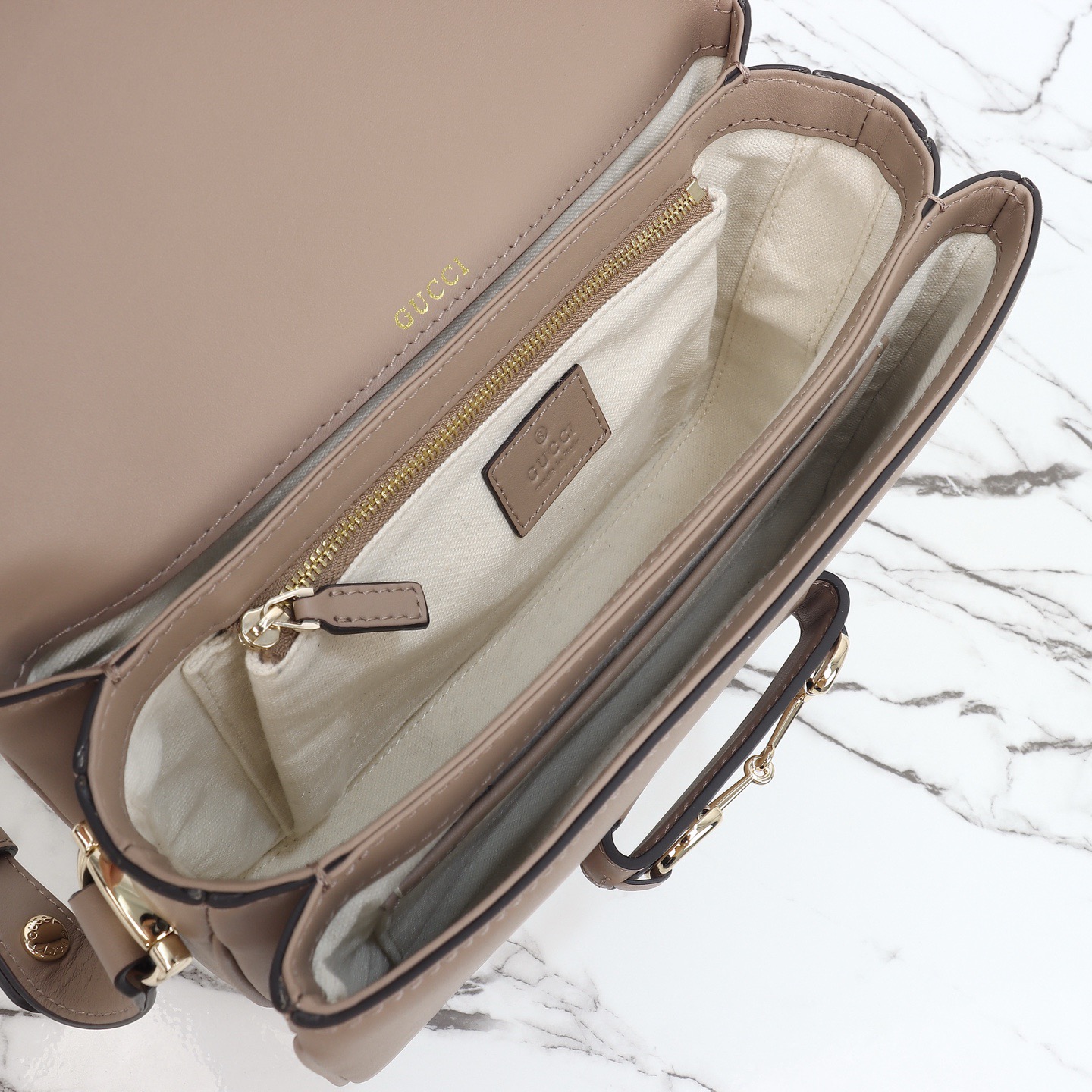 Gucci 구찌 홀스빗 레더 크로스백 포레스트 그린 골드 하드웨어 9