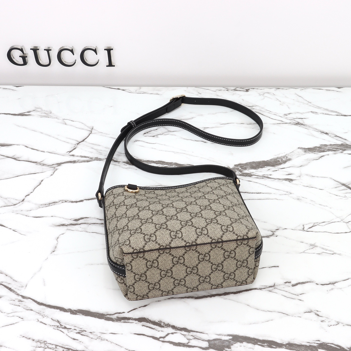 Gucci 구찌 GG 수프림 스퀘어 크로스백 GG 수프림 캔버스 카멜 브라운 7