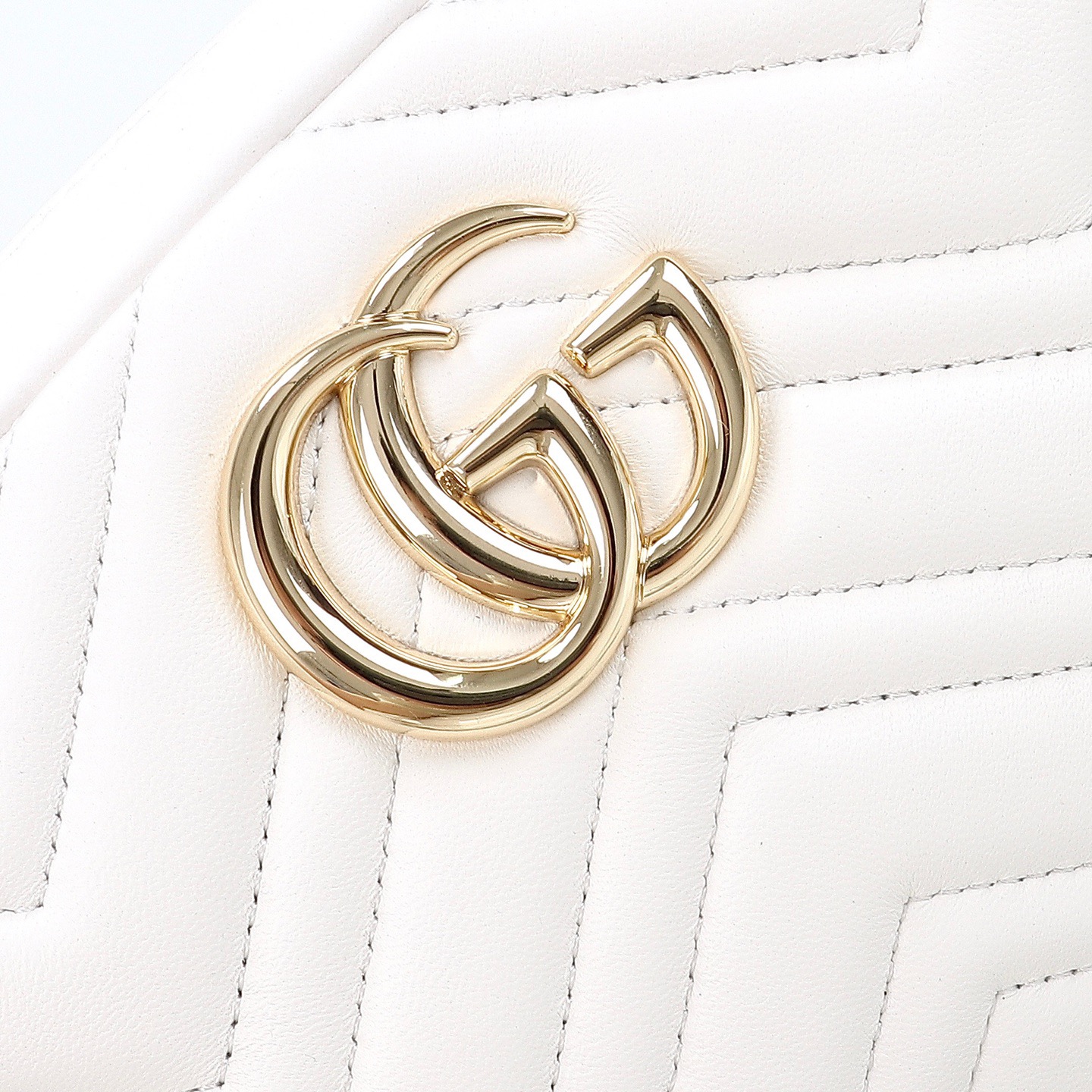 Gucci 구찌 GG 마몬트 카메라백 스몰 레더 화이트 골드 하드웨어 855273 4