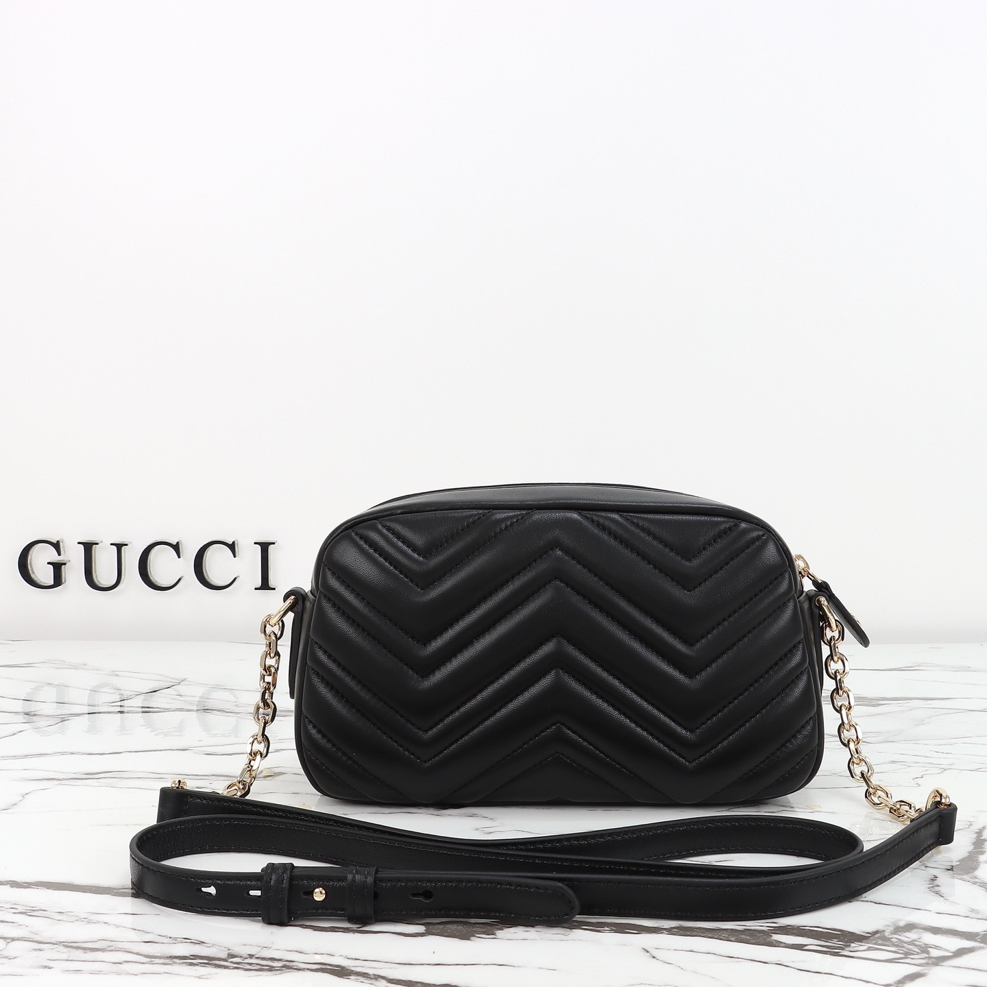 Gucci 구찌 GG 마몬트 카메라백 스몰 레더 화이트 골드 하드웨어 855273 2