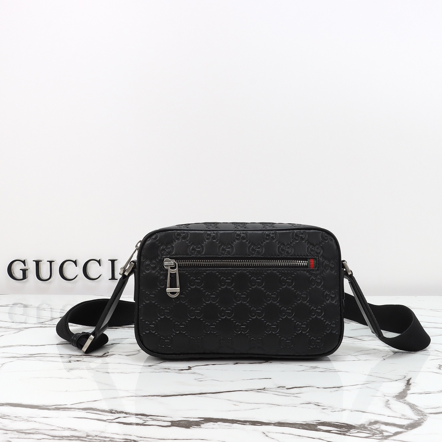 Gucci 구찌 GG 엠보싱 레더 크로스백 블랙 실버 하드웨어 850242 2