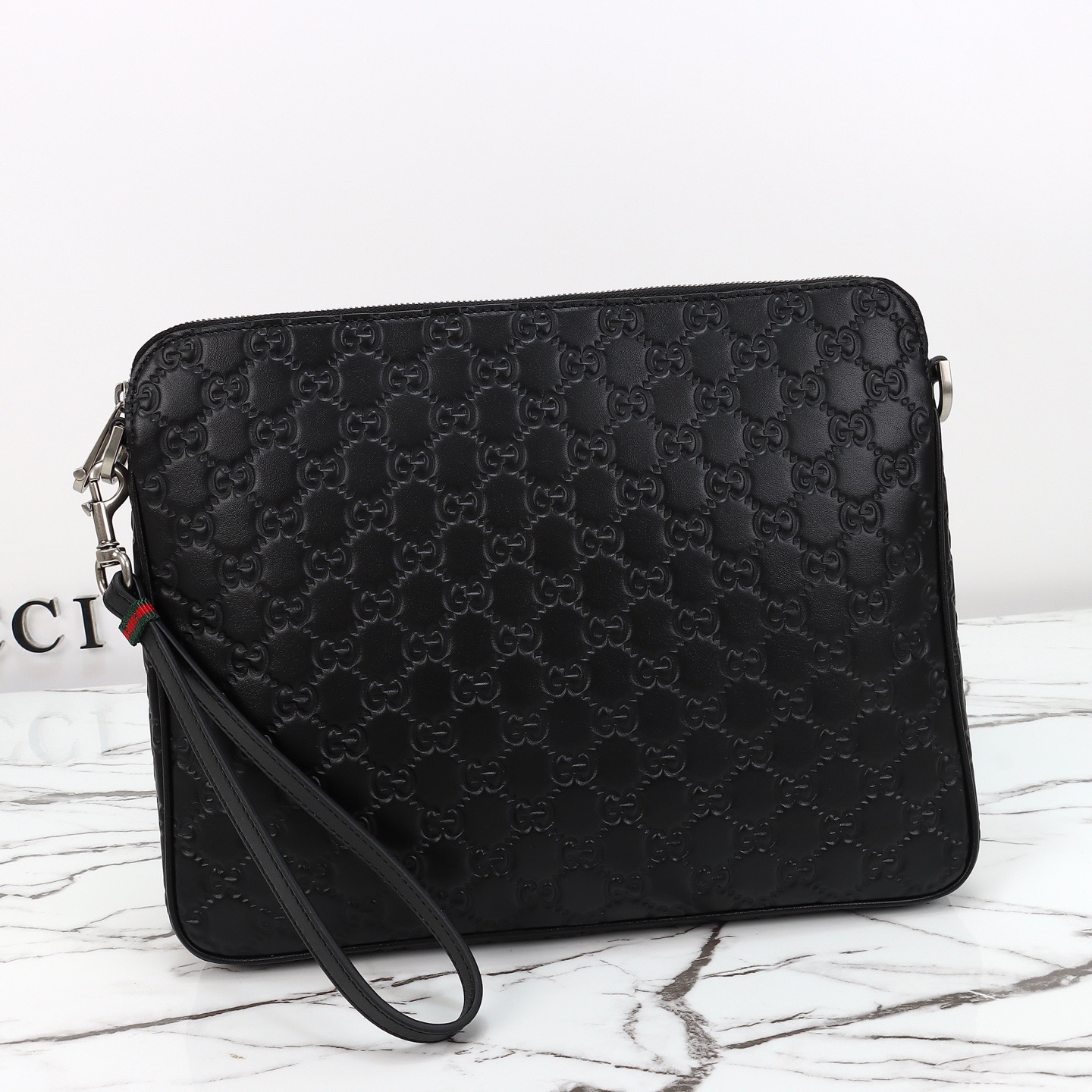 Gucci 구찌 인터로킹 GG 엠보싱 레더 크로스백 블랙 6