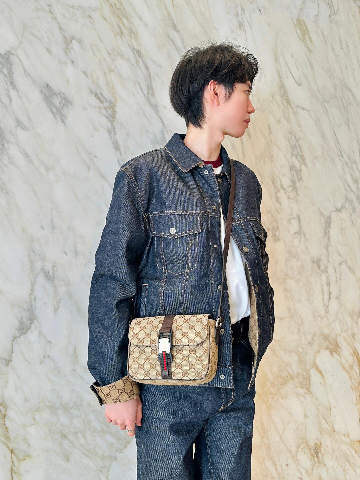 Gucci 구찌 GG 수프림 캔버스 버클 크로스백 베이지 브라운 8