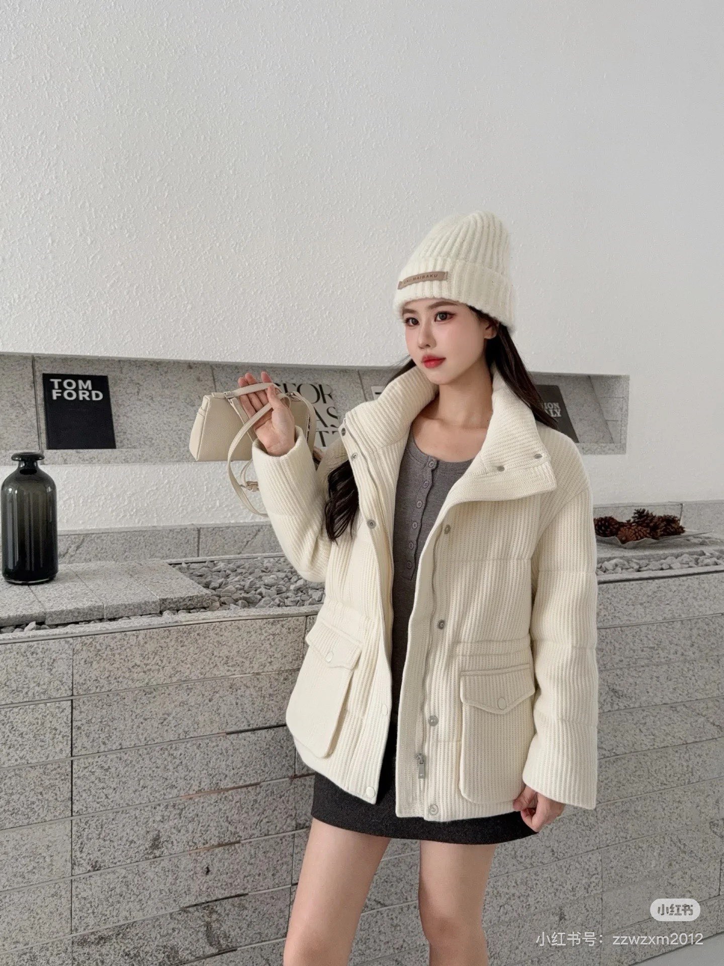 기타브랜드 기타브랜드 화이트 코듀로이 덕다운 패딩 재킷 2