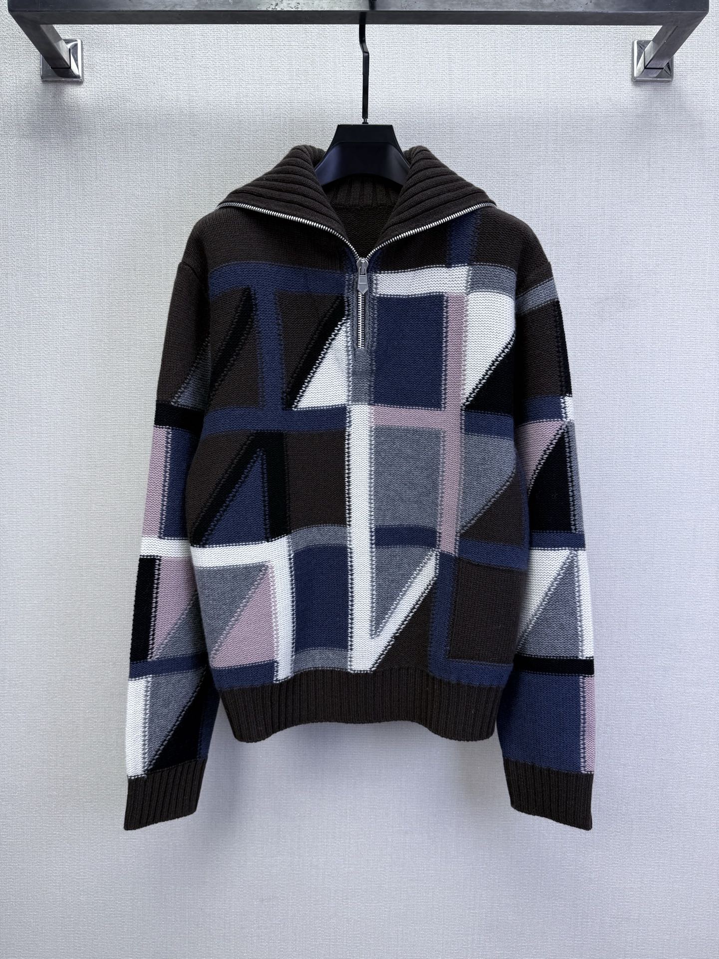 Hermes 에르메스 2025 FW 남성 하프집업 패턴 니트 풀오버 6