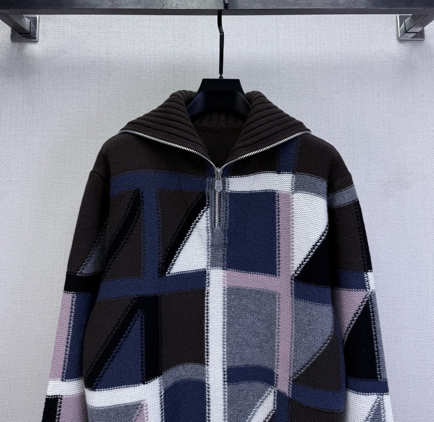 Hermes 에르메스 2025 FW 남성 하프집업 패턴 니트 풀오버 7