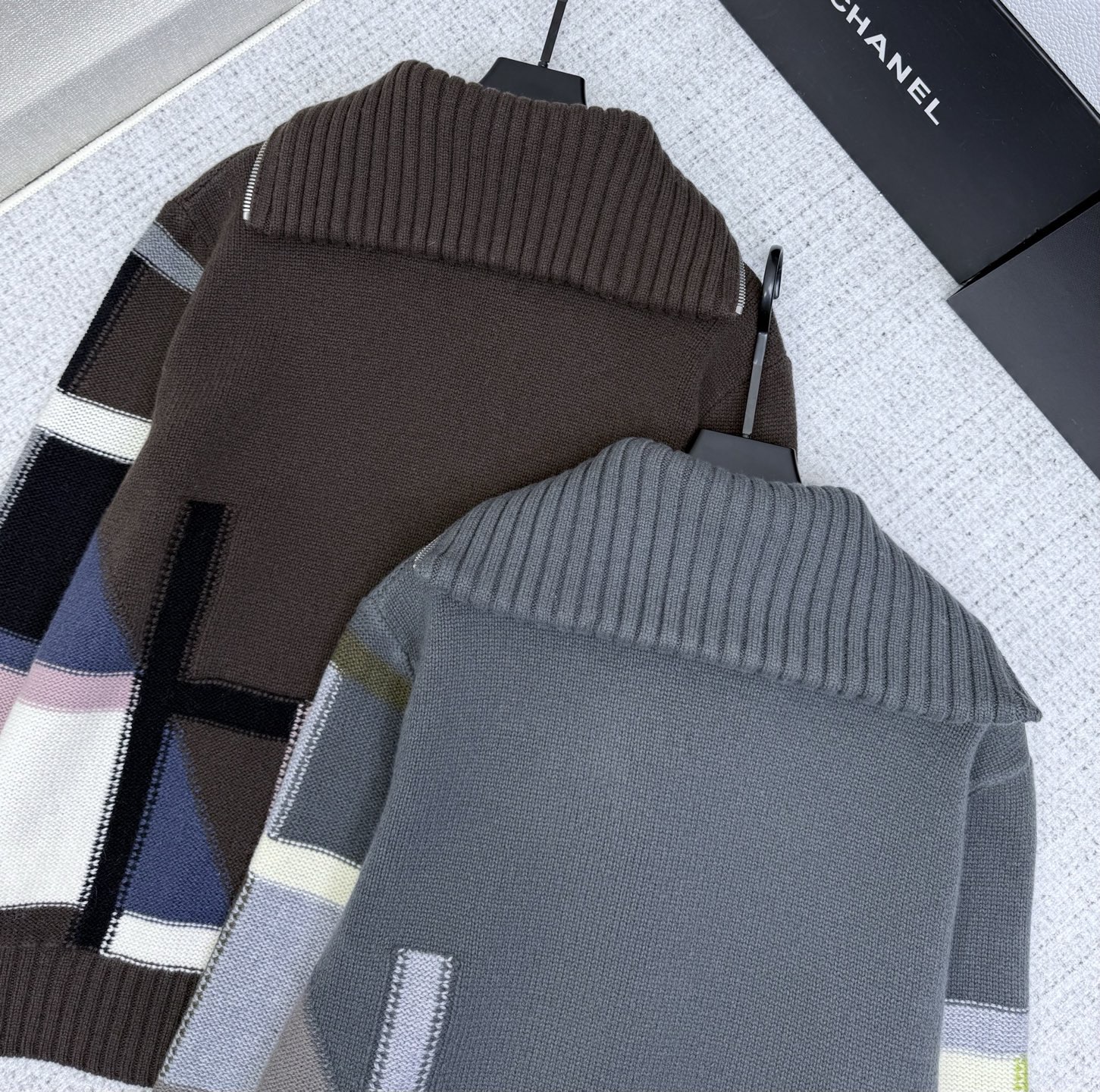 Hermes 에르메스 2025 FW 남성 하프집업 패턴 니트 풀오버 22