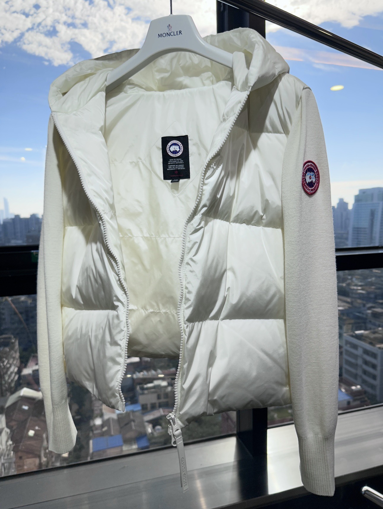 Canada Goose 캐나다구스 HyBridge 니트 패널 다운 후드 집업 6507WT 5