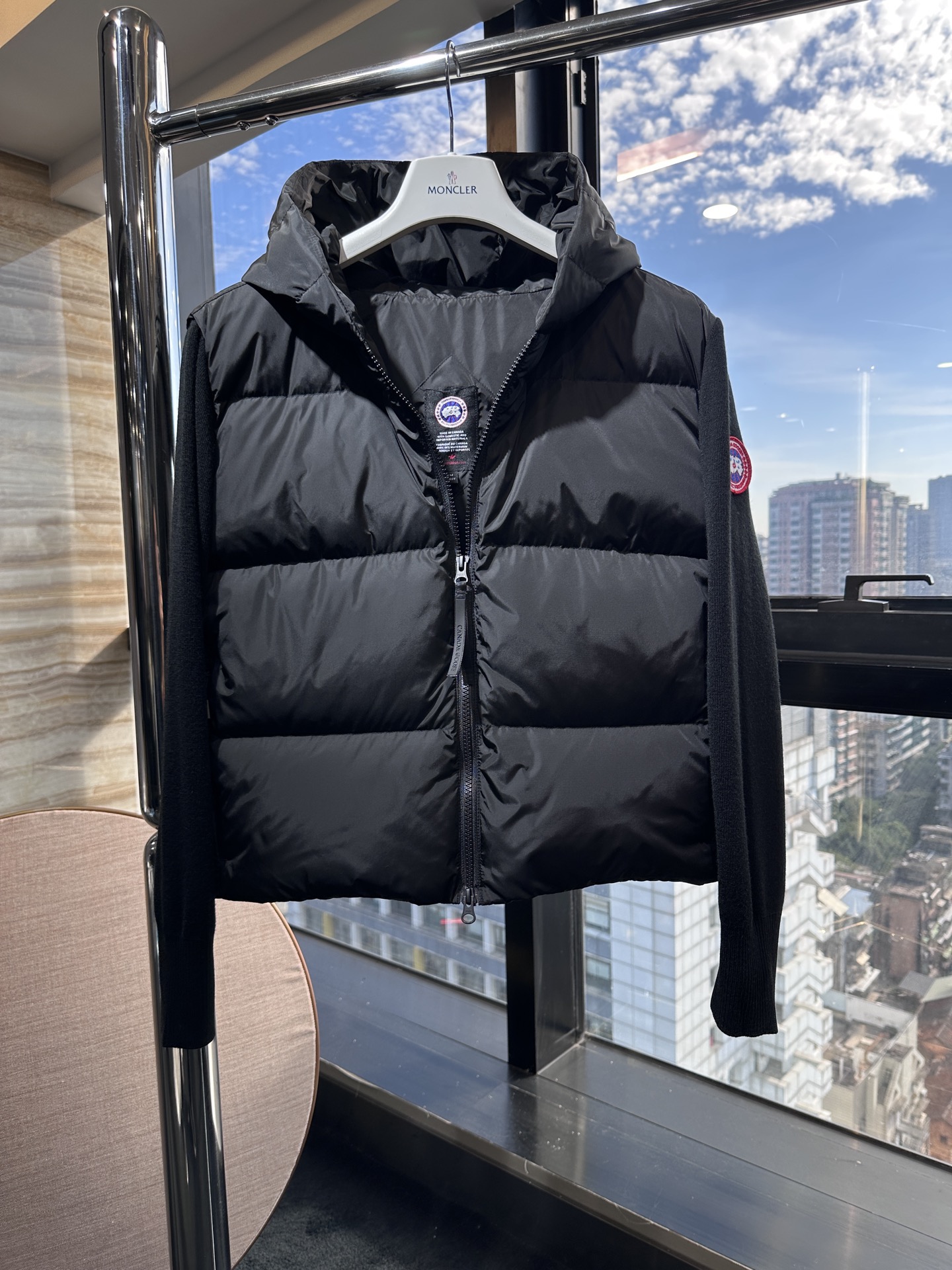 Canada Goose 캐나다구스 HyBridge 니트 패널 다운 후드 집업 6507WT 2