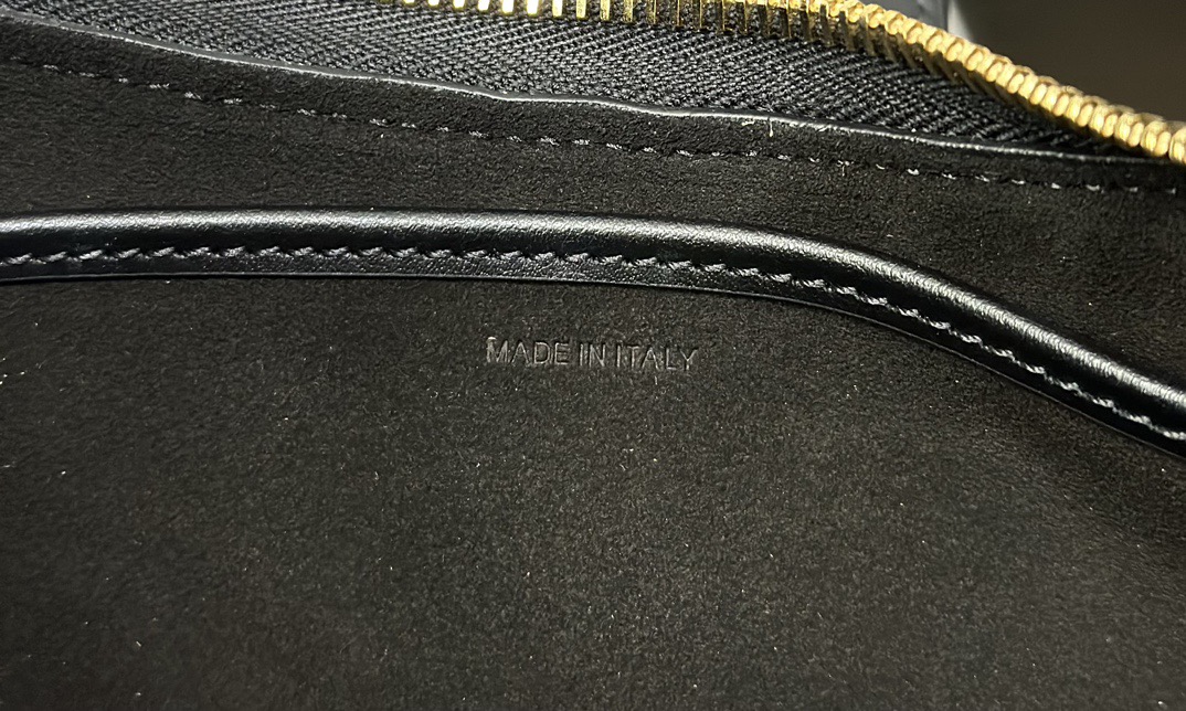 Celine 셀린느 AVA 트리오페 호보백 스무스 카프스킨 블랙 골드 17