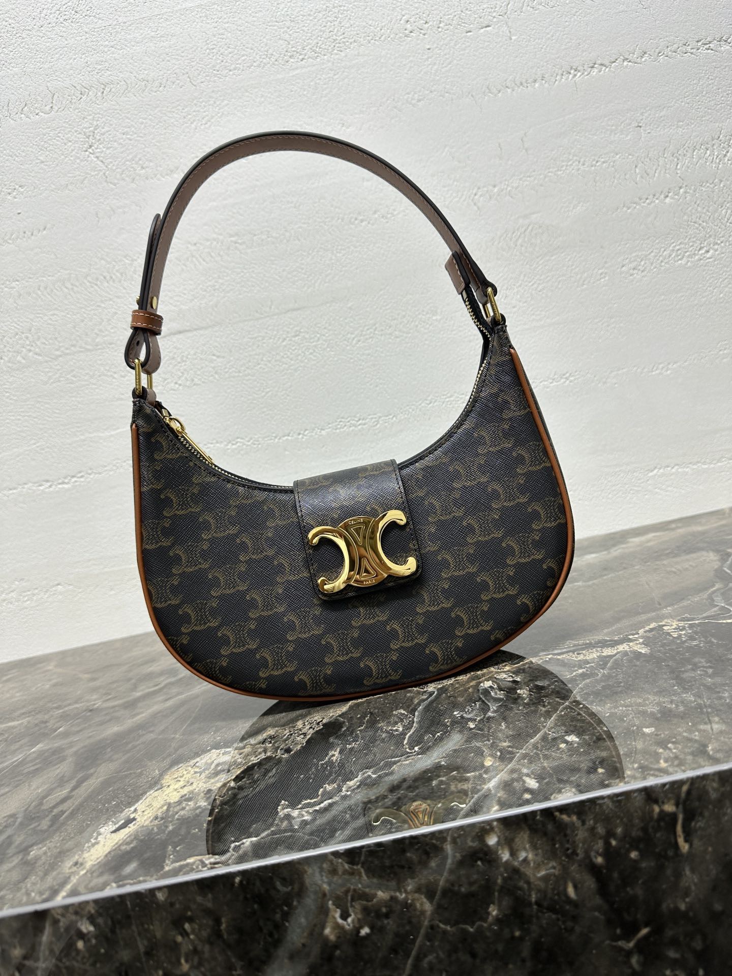 Celine 셀린느 AVA 아바 트리오페 캔버스 숄더백 브라운 골드 하드웨어 6