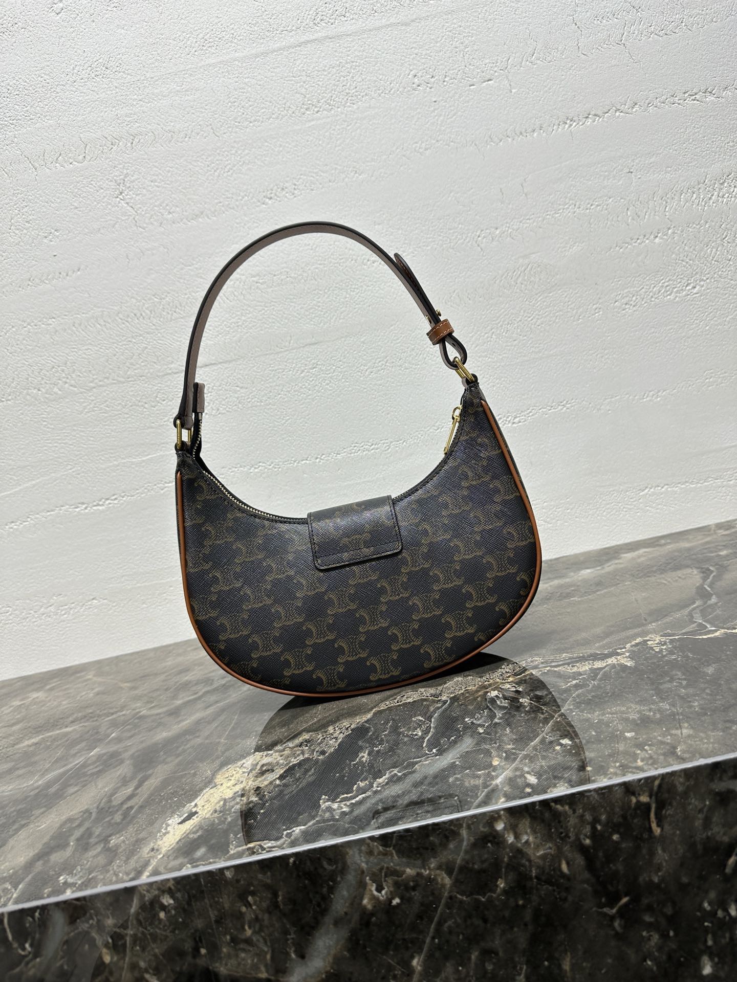 Celine 셀린느 AVA 아바 트리오페 캔버스 숄더백 브라운 골드 하드웨어 8