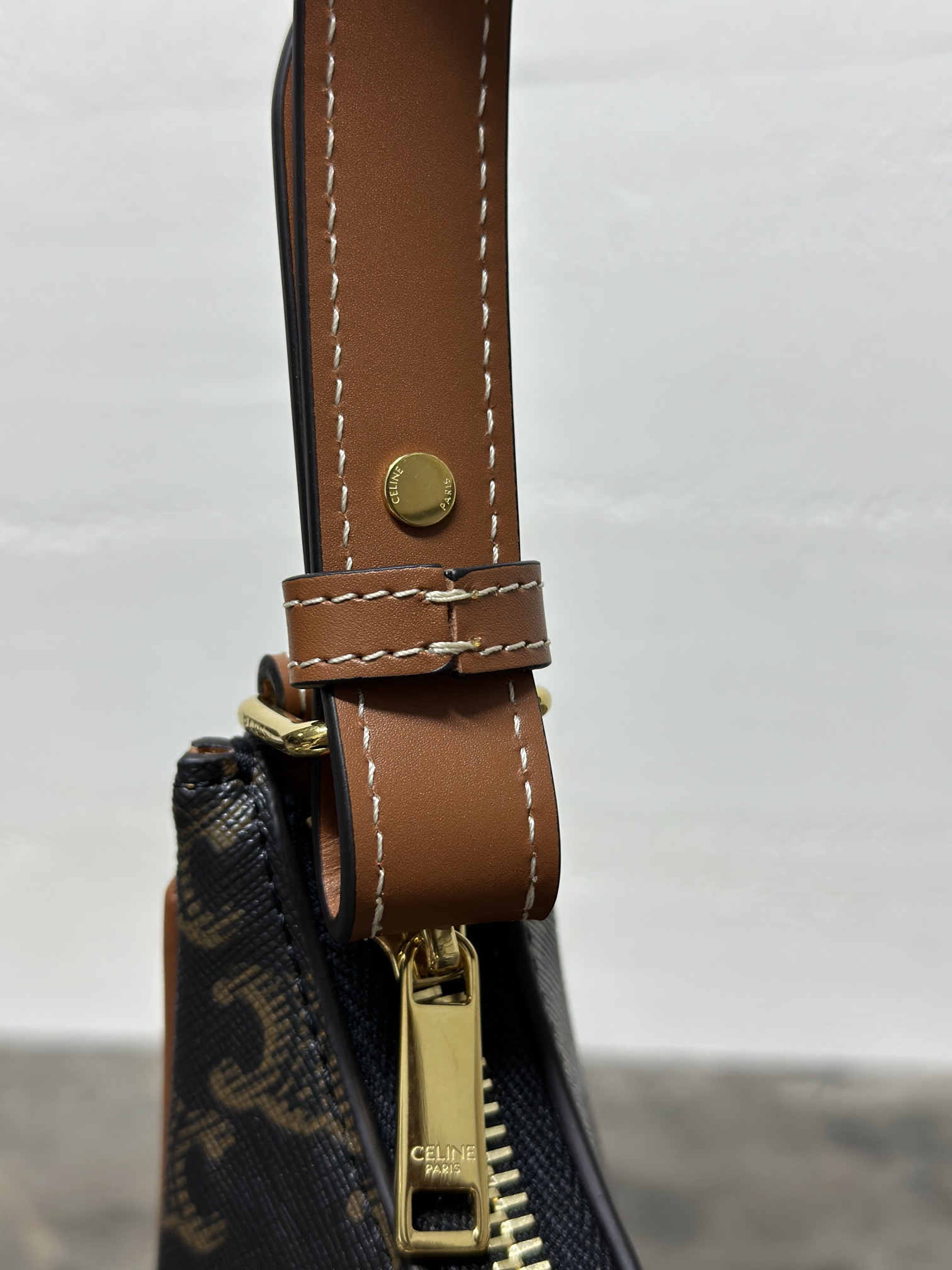 Celine 셀린느 AVA 아바 트리오페 캔버스 숄더백 브라운 골드 하드웨어 20