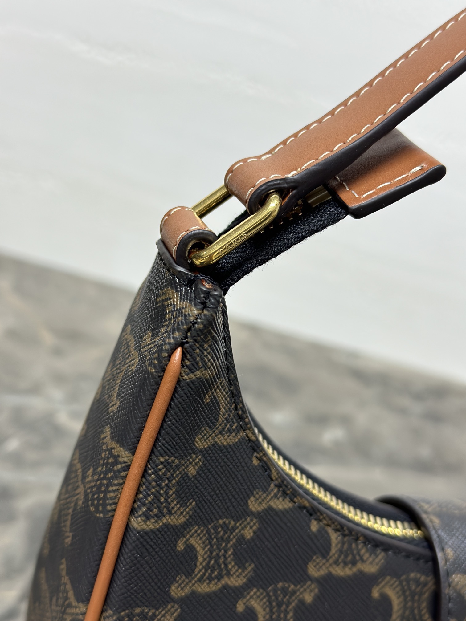 Celine 셀린느 AVA 아바 트리오페 캔버스 숄더백 브라운 골드 하드웨어 21