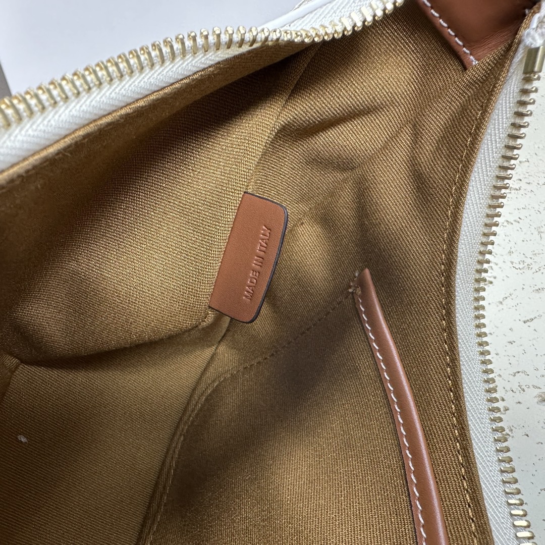 Celine 셀린느 AVA 아바 트리오페 캔버스 숄더백 브라운 골드 하드웨어 8