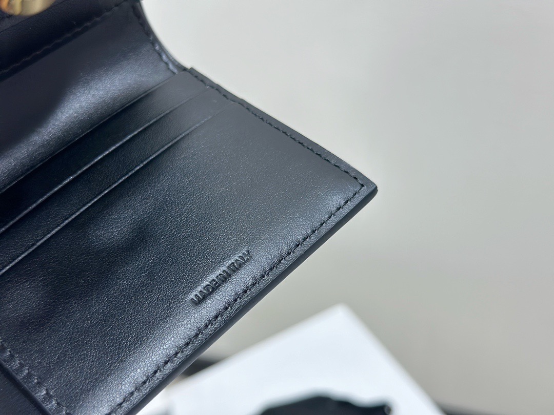 Celine 셀린느 트리오페 미니 플랩 반지갑 스무스 카프스킨 블랙 골드 9