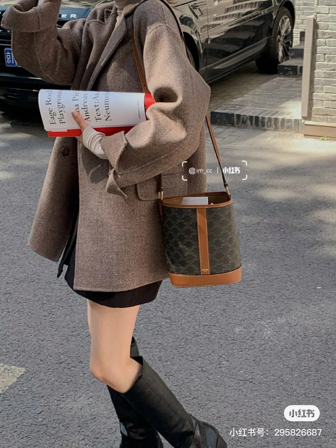 Celine 셀린느 트리오페 캔버스 미니 버킷백 코팅 캔버스 카프스킨 브라운 19