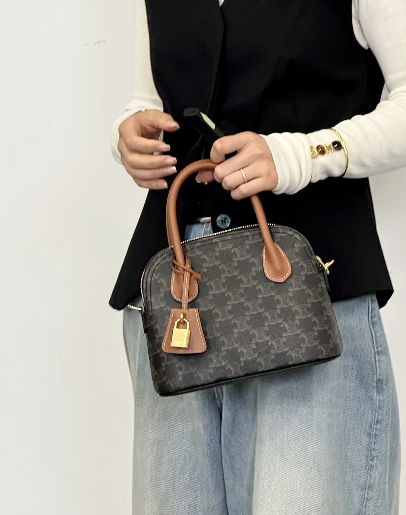 Celine 셀린느 Teen Honorine 트리오프 코팅 캔버스 토트백 브라운 1