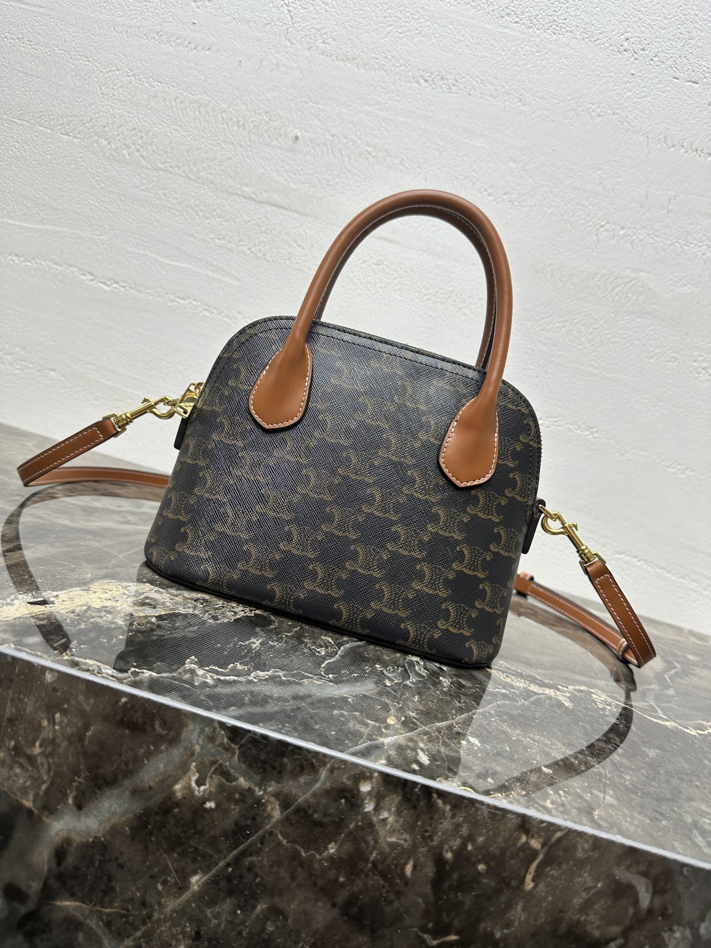 Celine 셀린느 Teen Honorine 트리오프 코팅 캔버스 토트백 브라운 6