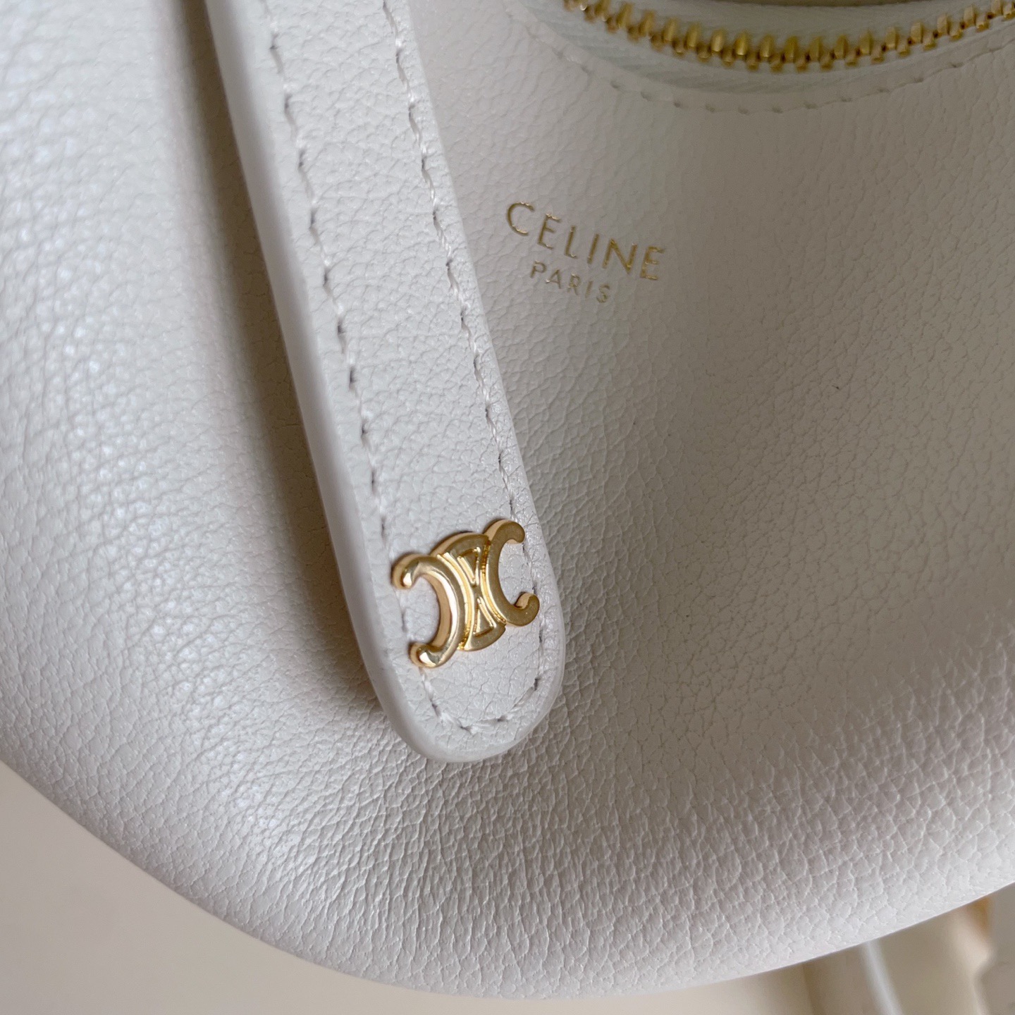 Celine 셀린느 루루 스몰 하프문 호보백 그레인드 카프스킨 파우더 핑크 골드 하드웨어 9