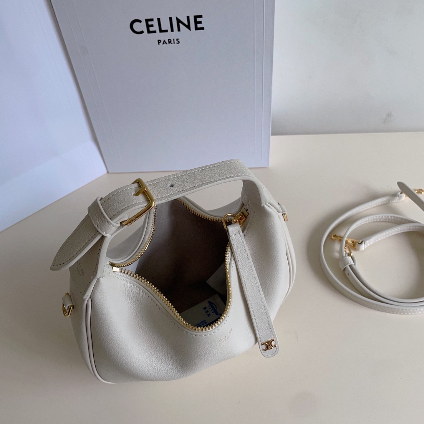 Celine 셀린느 루루 스몰 하프문 호보백 그레인드 카프스킨 파우더 핑크 골드 하드웨어 11