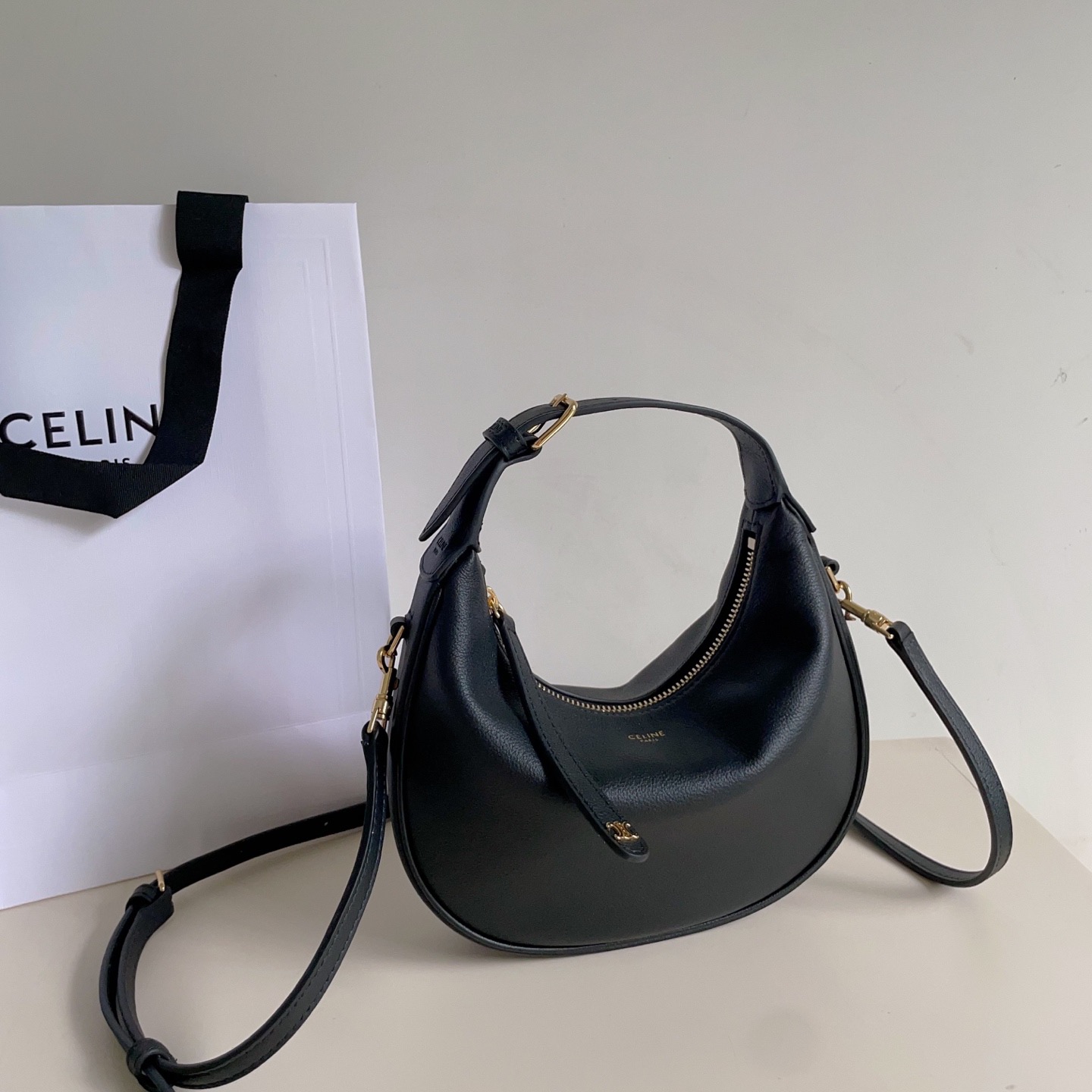 Celine 셀린느 루루 스몰 하프문 호보백 그레인드 카프스킨 파우더 핑크 골드 하드웨어 6