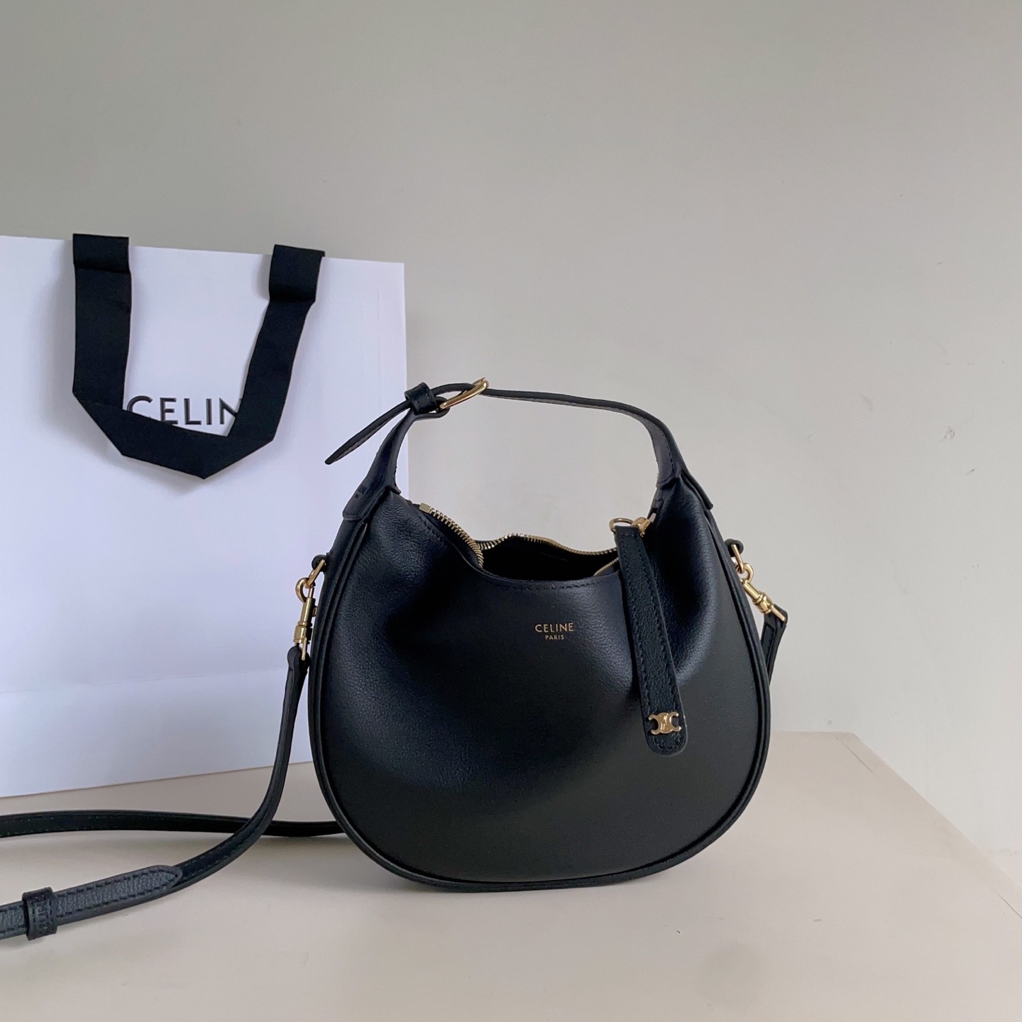 Celine 셀린느 루루 스몰 하프문 호보백 그레인드 카프스킨 파우더 핑크 골드 하드웨어 12