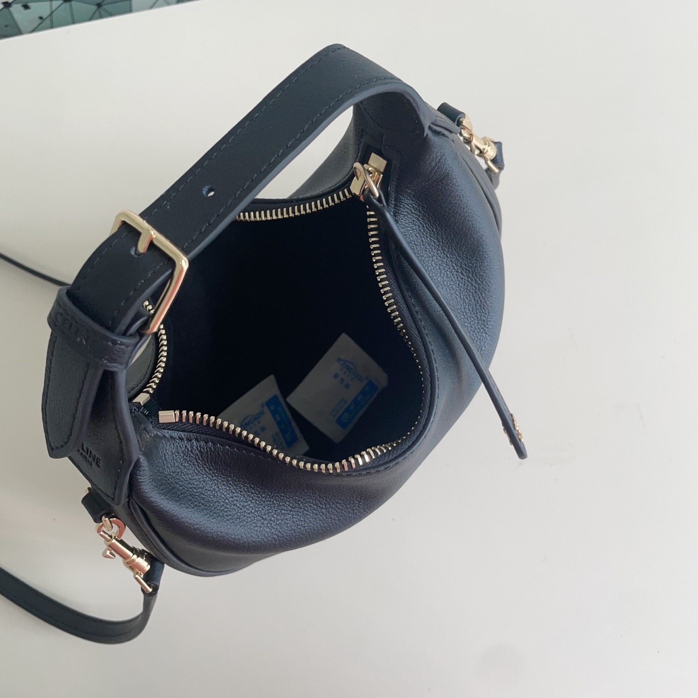 Celine 셀린느 루루 스몰 하프문 호보백 그레인드 카프스킨 파우더 핑크 골드 하드웨어 13