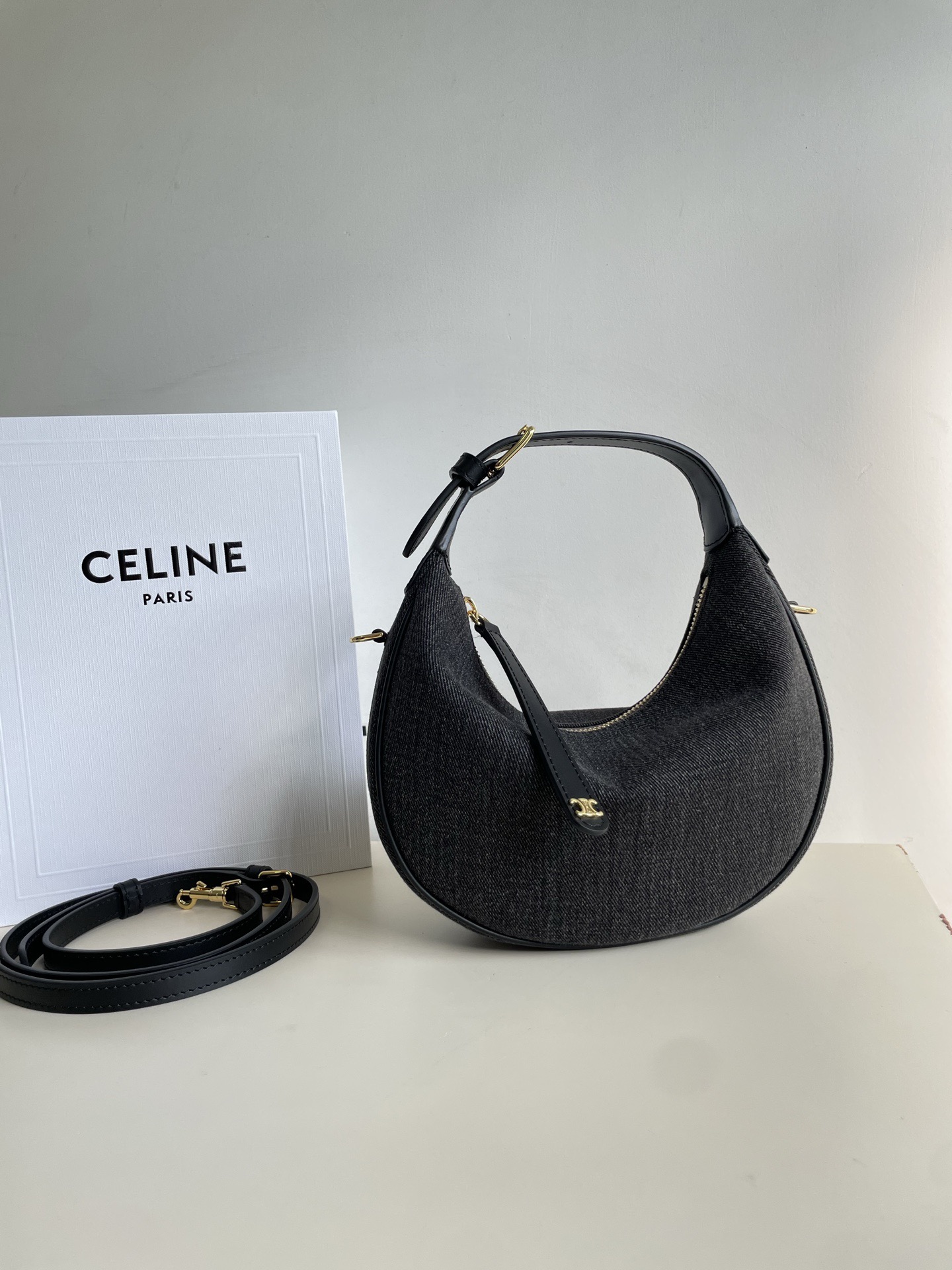 Celine 셀린느 루루 스몰 하프문 호보백 그레인드 카프스킨 파우더 핑크 골드 하드웨어 6