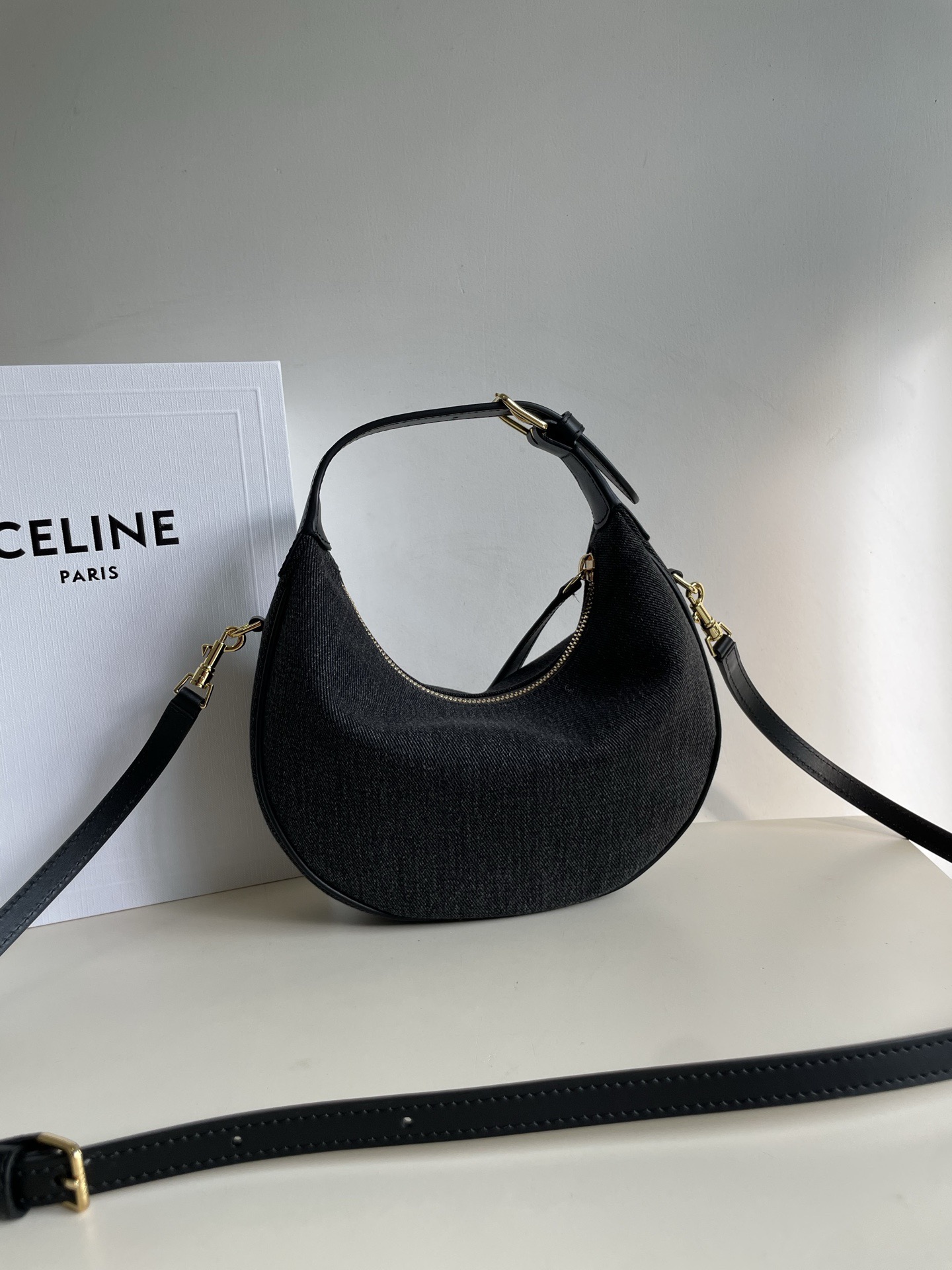 Celine 셀린느 루루 스몰 하프문 호보백 그레인드 카프스킨 파우더 핑크 골드 하드웨어 7