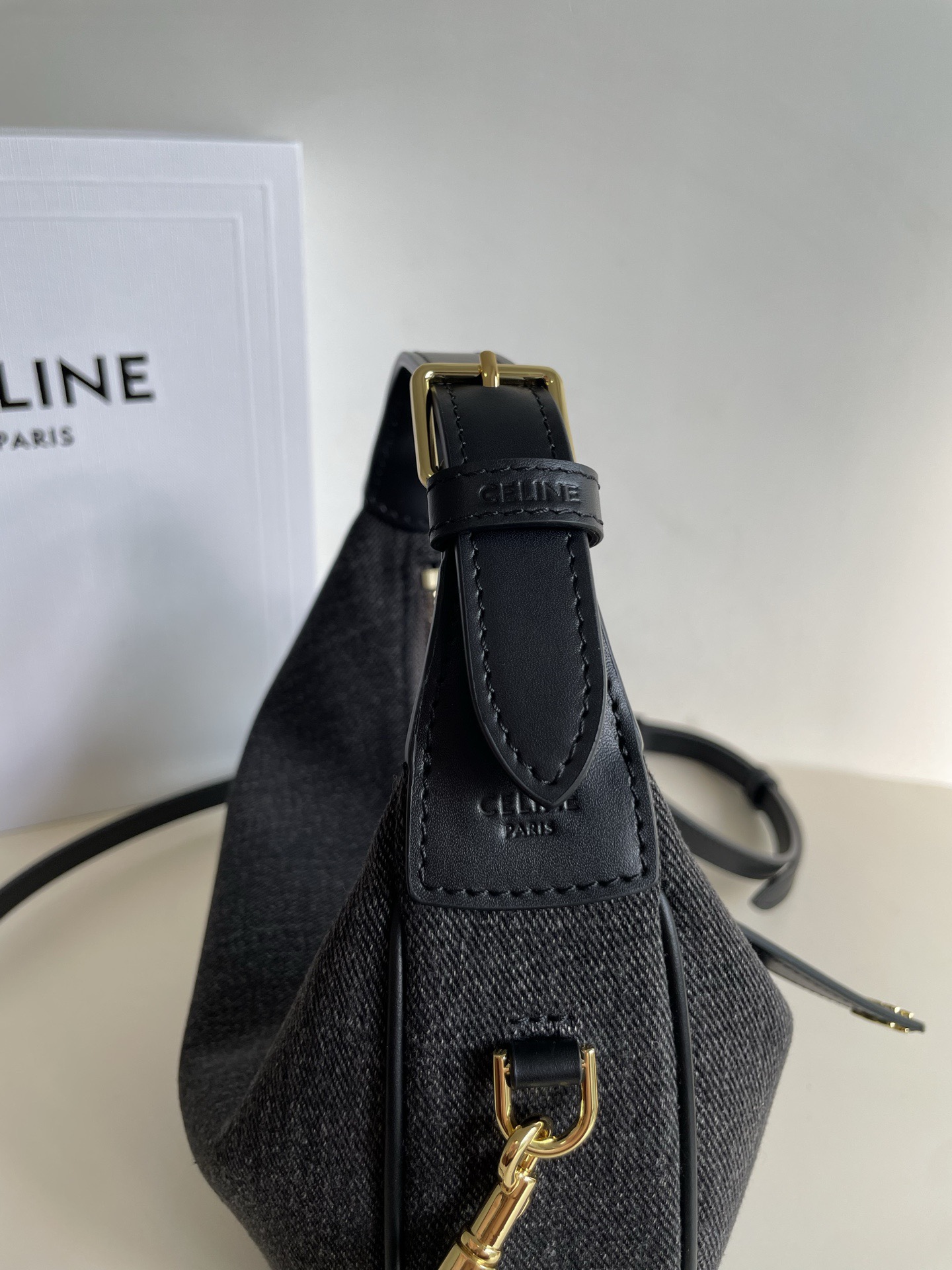 Celine 셀린느 루루 스몰 하프문 호보백 그레인드 카프스킨 파우더 핑크 골드 하드웨어 13