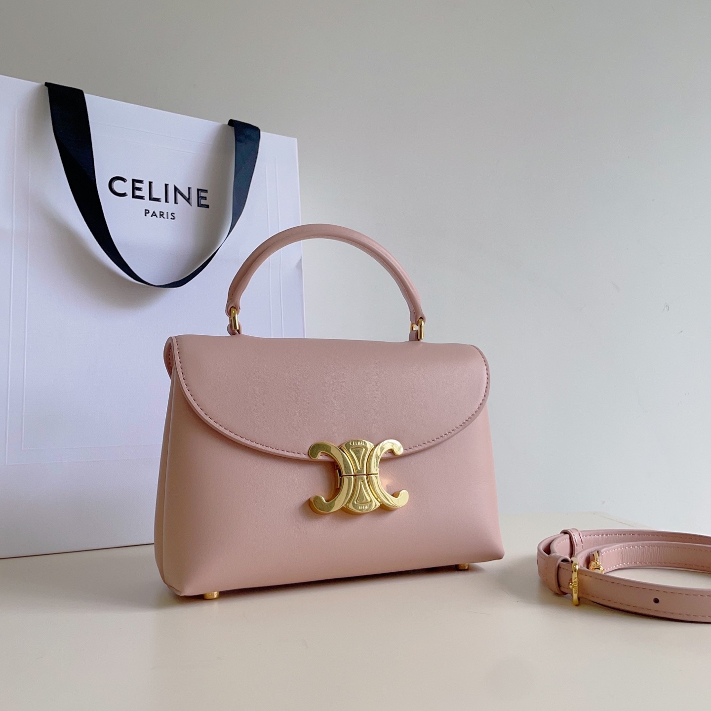 Celine 셀린느 Nino 트리오므프 탑핸들백 스무스 카프스킨 로즈 핑크 골드 하드웨어 5