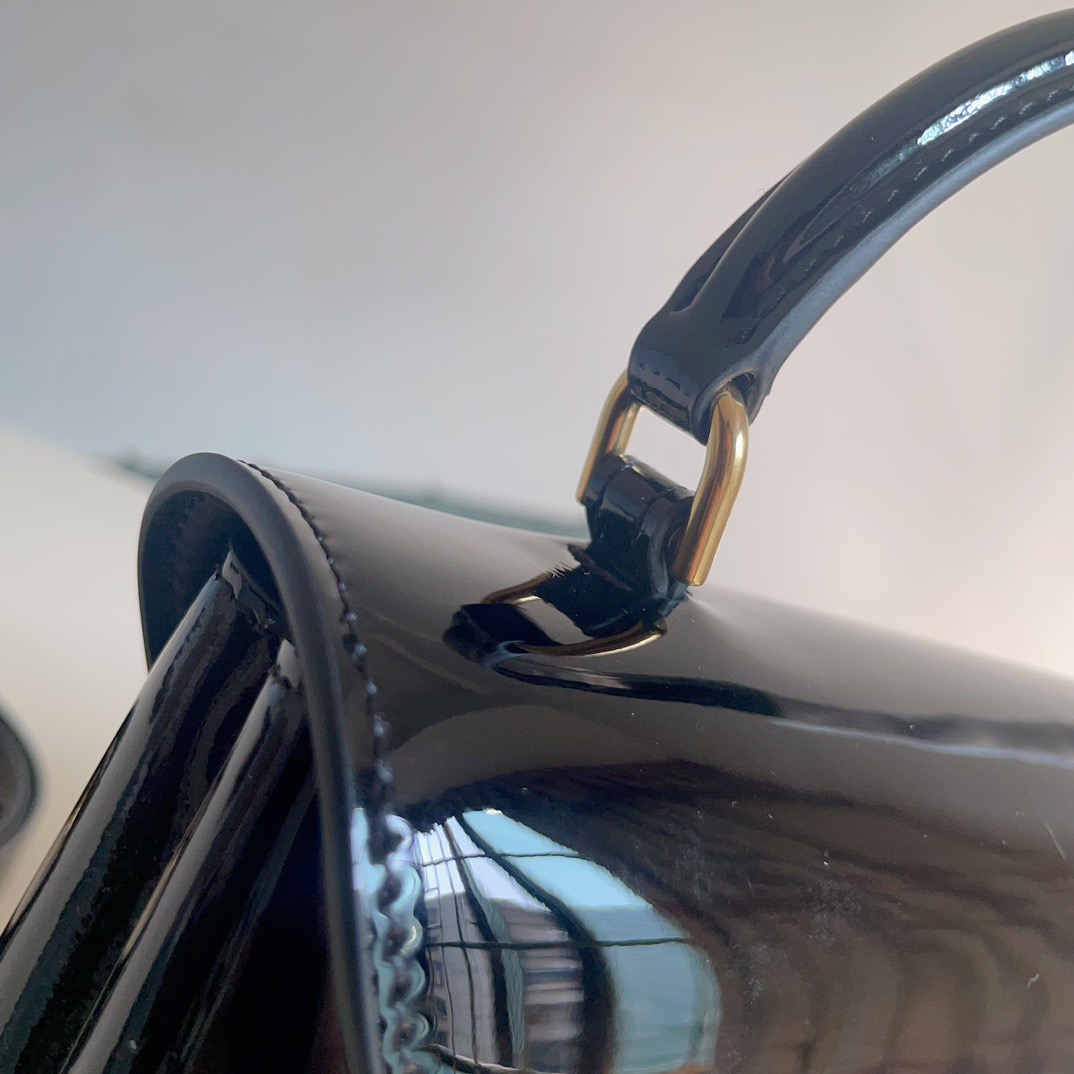 Celine 셀린느 TEEN NINO 탑핸들백 페이턴트 레더 블랙 골드 8