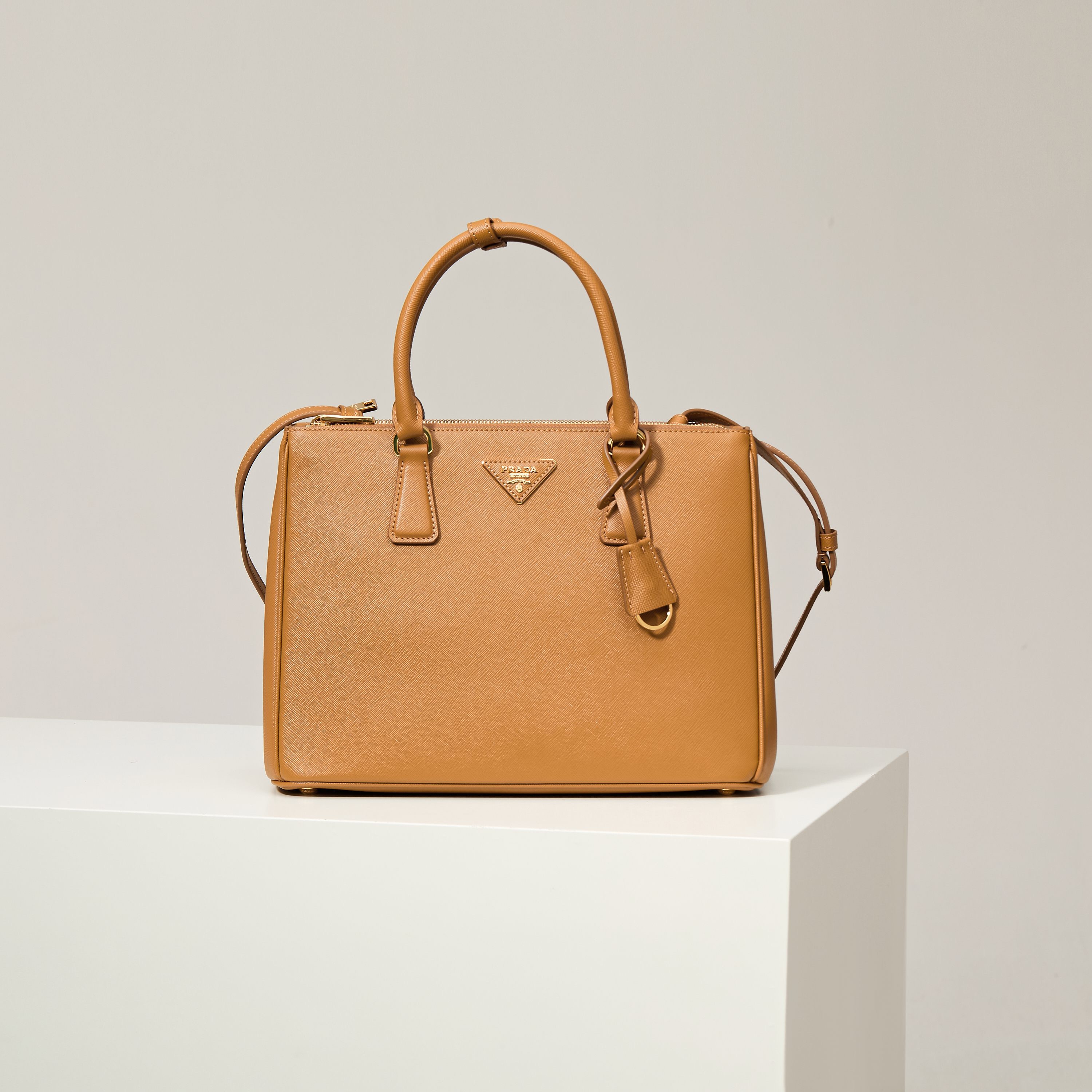 Prada 프라다 갤러리아 1BA274 사피아노 레더 누드 베이지 토트백 32cm 1