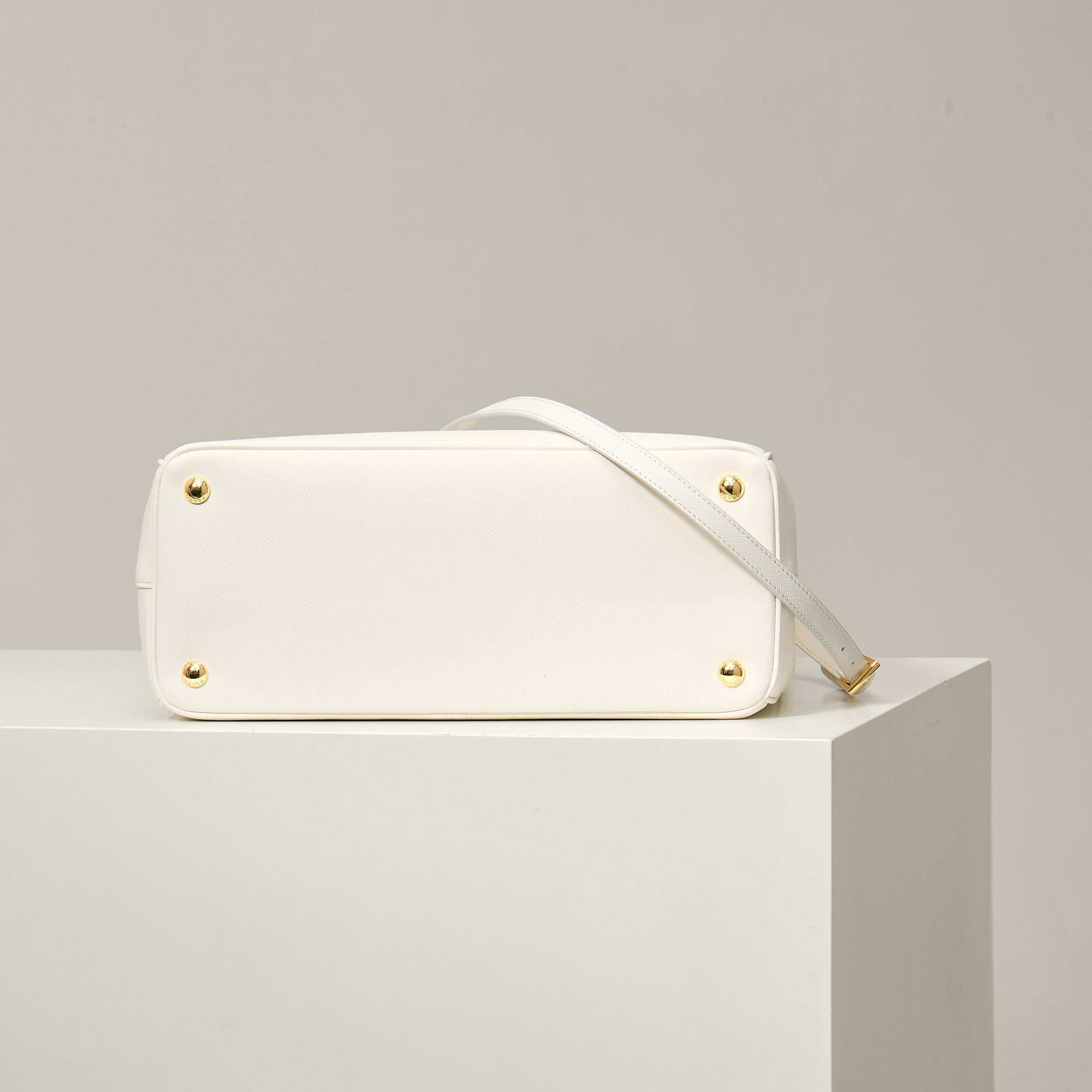 Prada 프라다 갤러리아 1BA274 사피아노 레더 누드 베이지 토트백 32cm 3