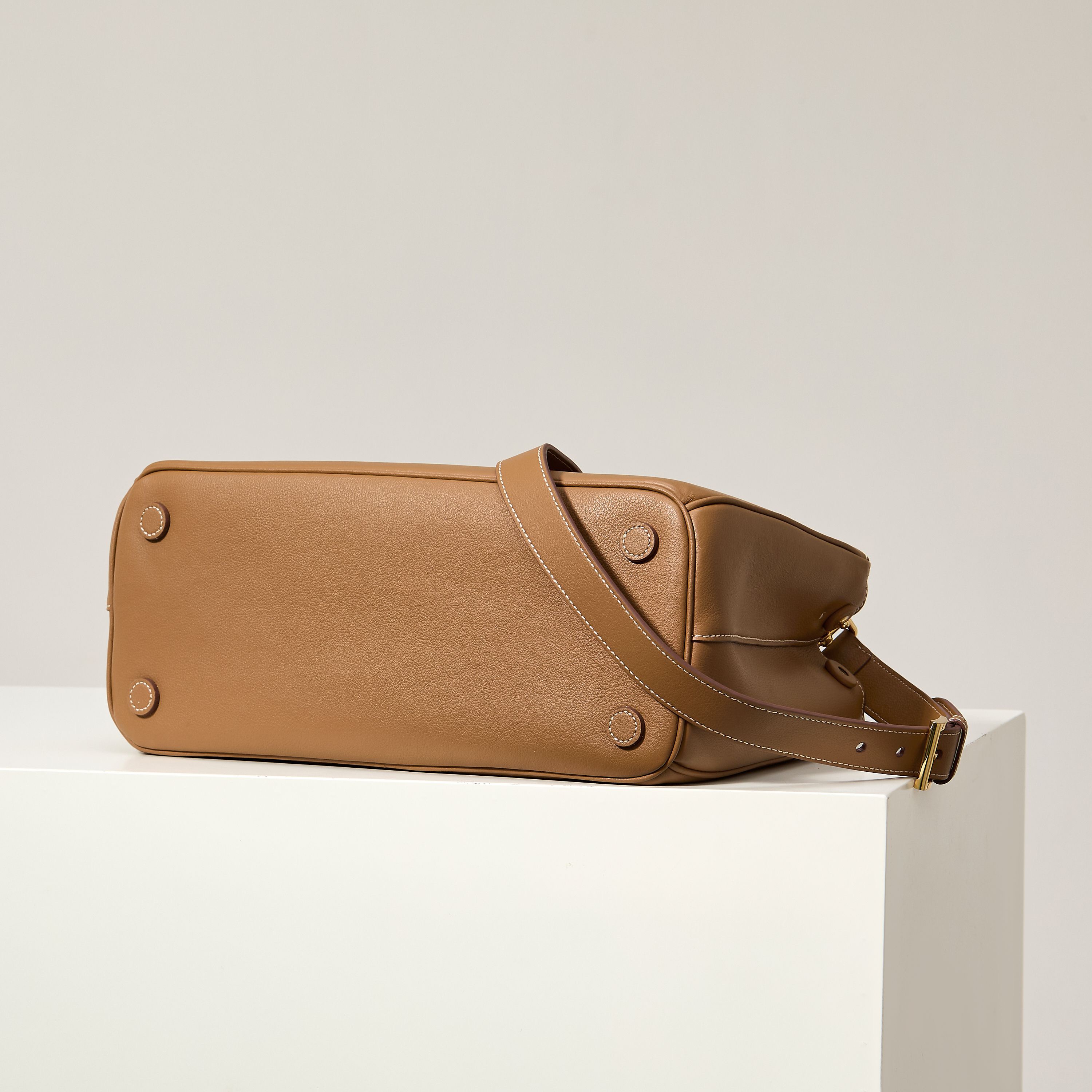 Prada 프라다 1BA274 사피아노 레더 토트백 카멜 브라운 골드 하드웨어 4