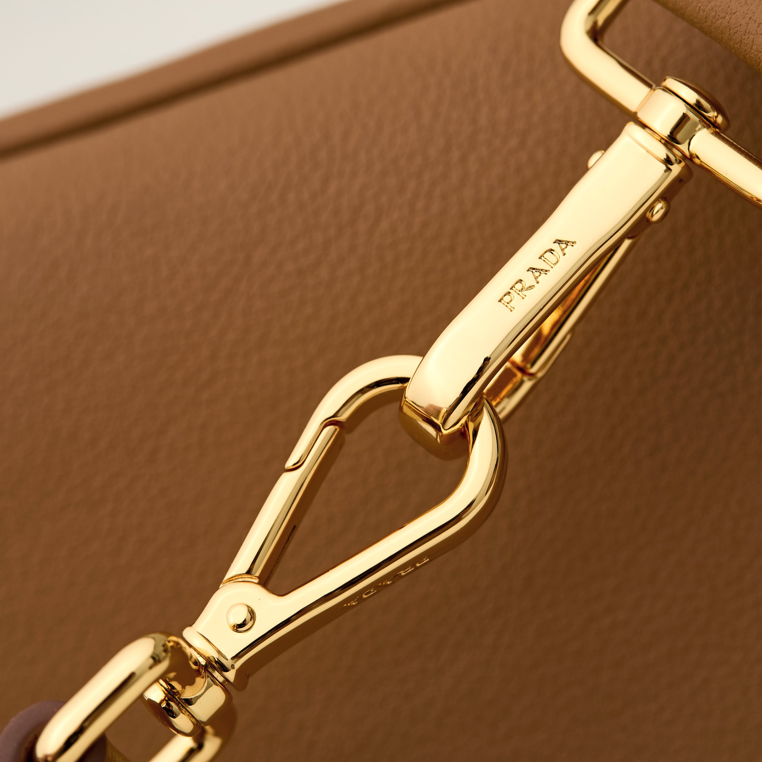 Prada 프라다 1BA274 사피아노 레더 토트백 카멜 브라운 골드 하드웨어 6