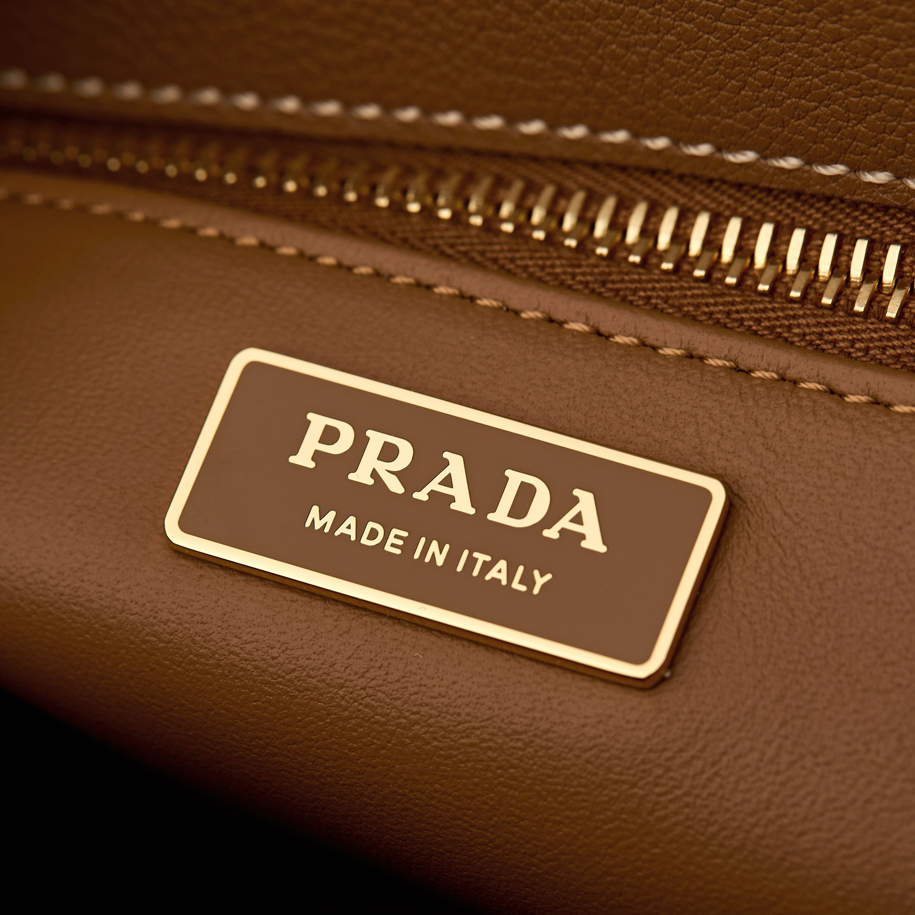 Prada 프라다 1BA274 사피아노 레더 토트백 카멜 브라운 골드 하드웨어 8
