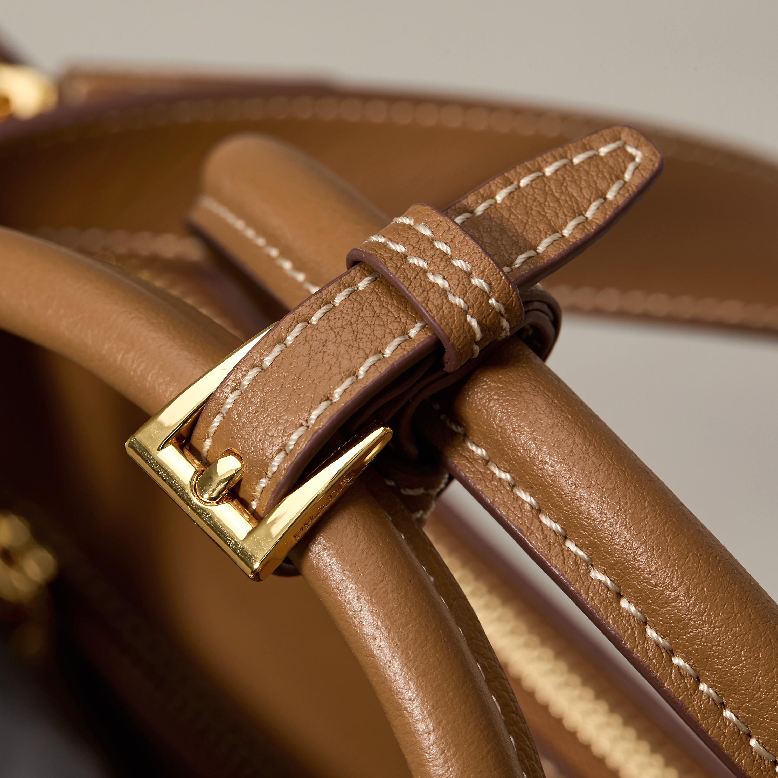 Prada 프라다 1BA274 사피아노 레더 토트백 카멜 브라운 골드 하드웨어 15