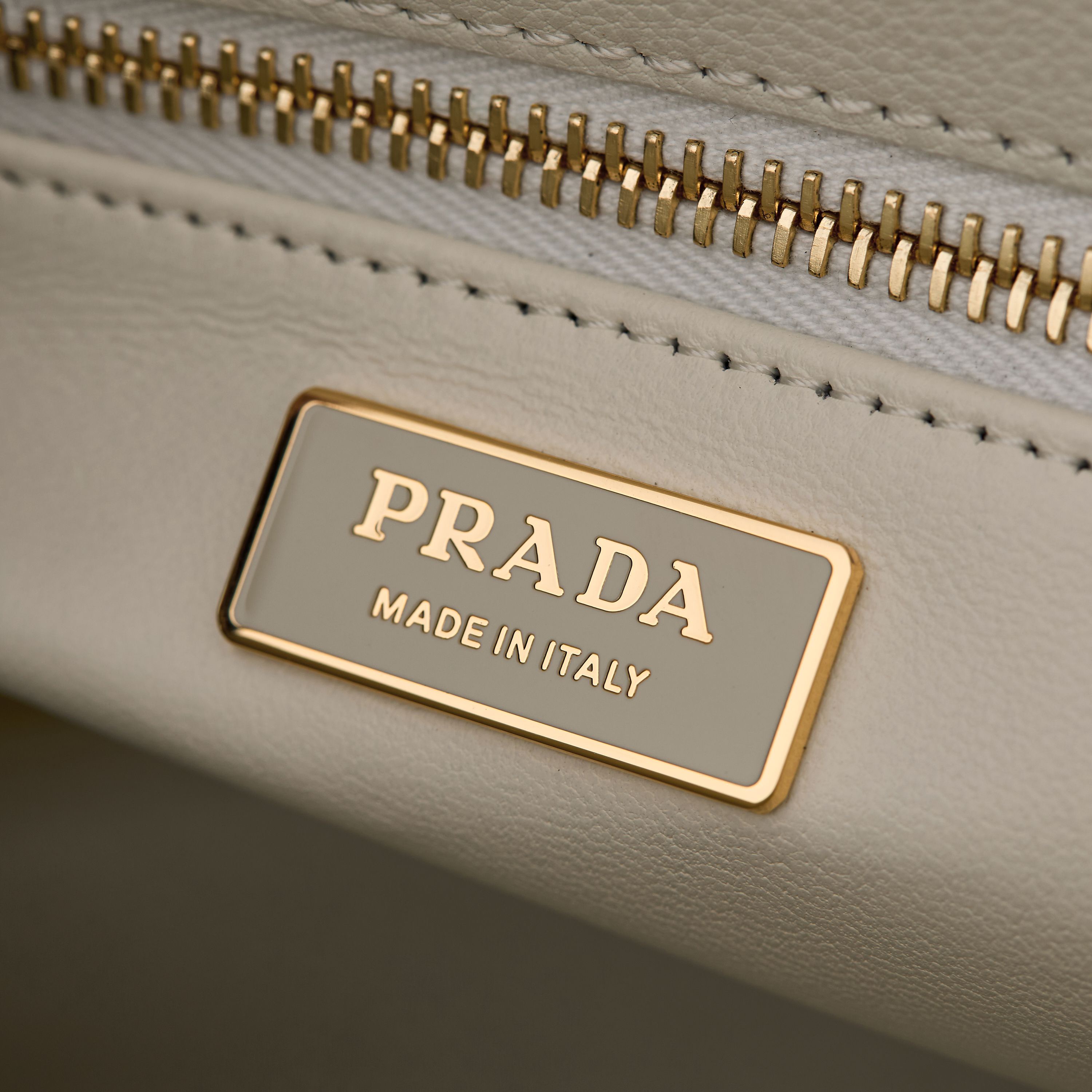 Prada 프라다 1BA274 사피아노 레더 토트백 카멜 브라운 골드 하드웨어 8