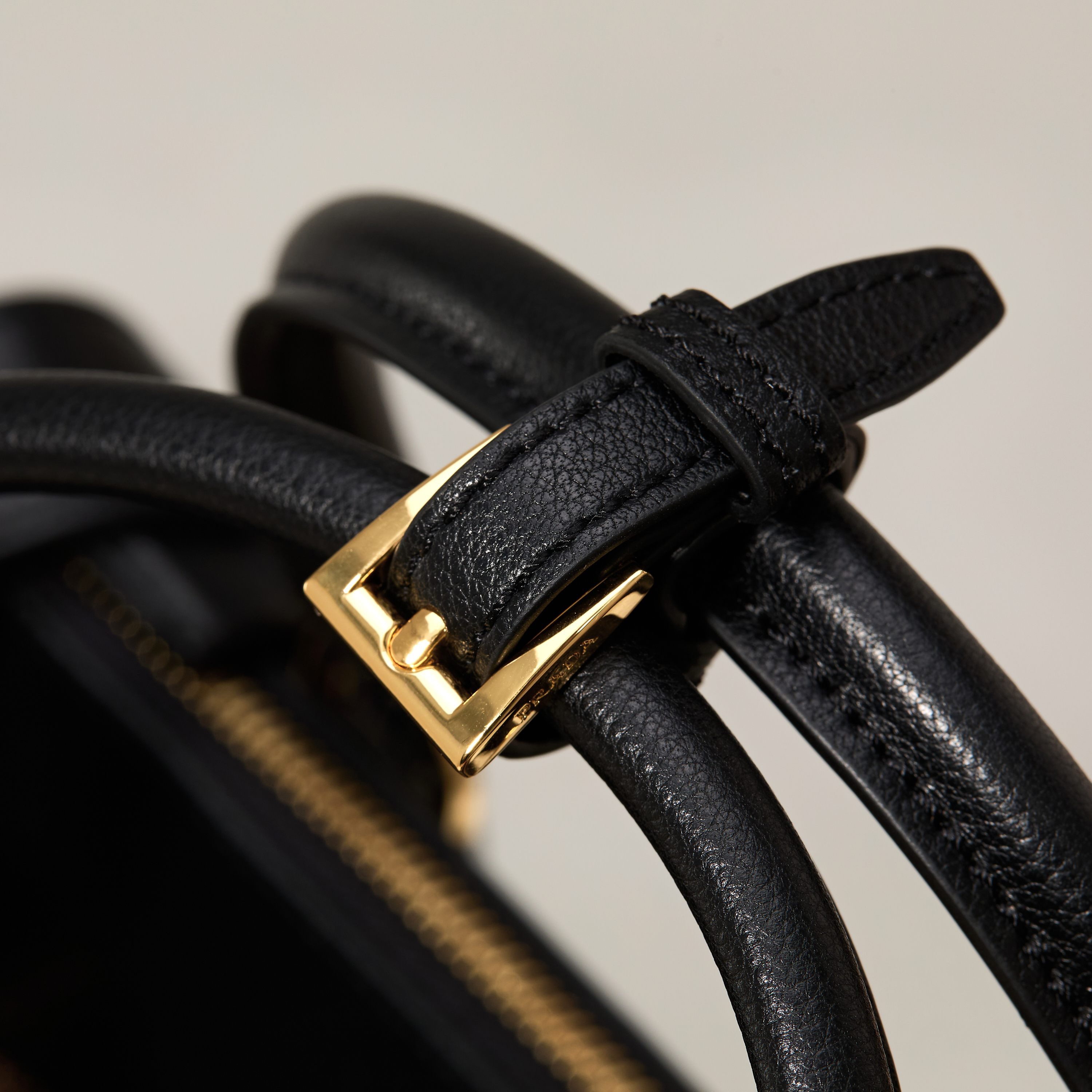 Prada 프라다 1BA274 사피아노 레더 토트백 카멜 브라운 골드 하드웨어 15