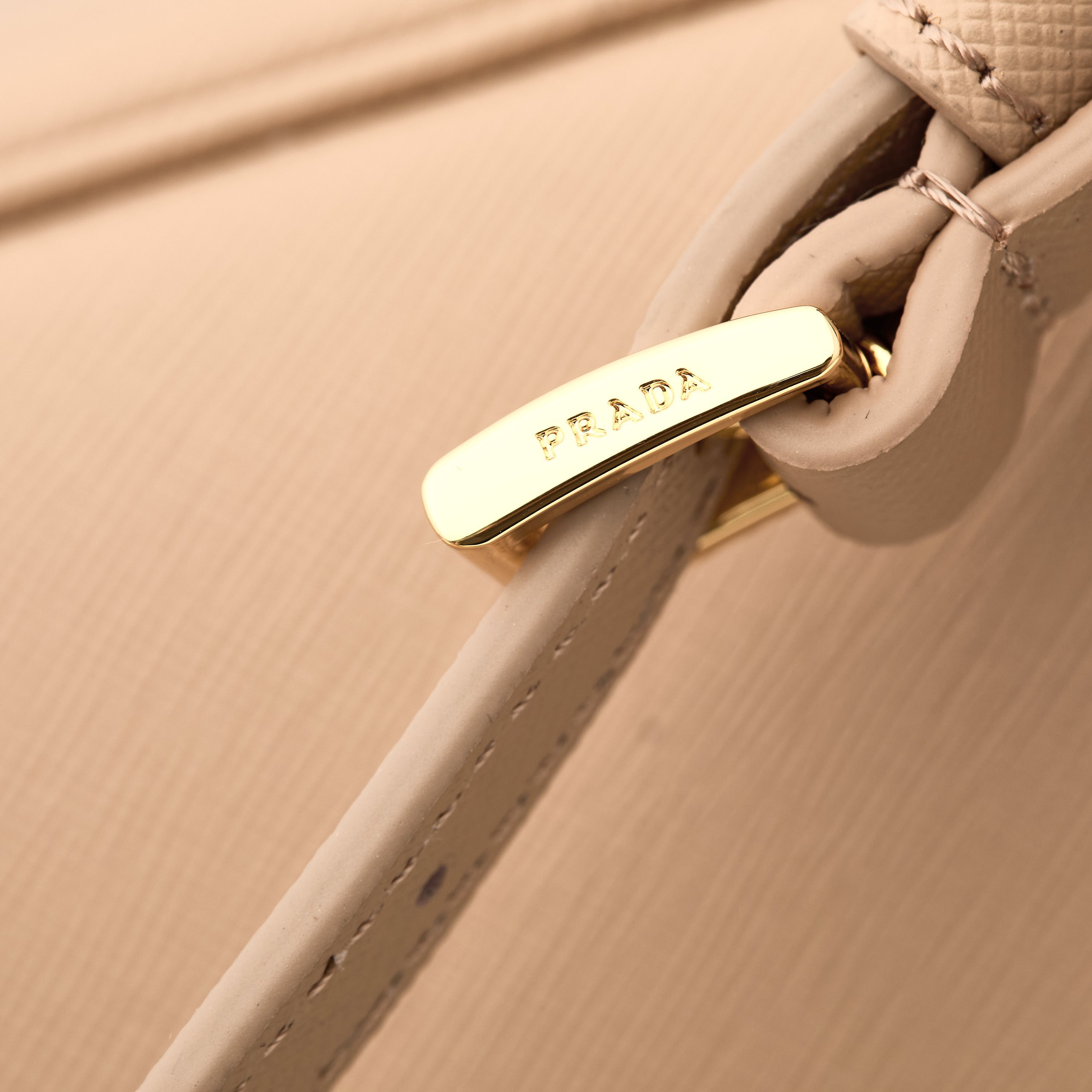 Prada 프라다 갤러리아 미니 탑핸들백 사피아노 레더 캐러멜 브라운 골드 11