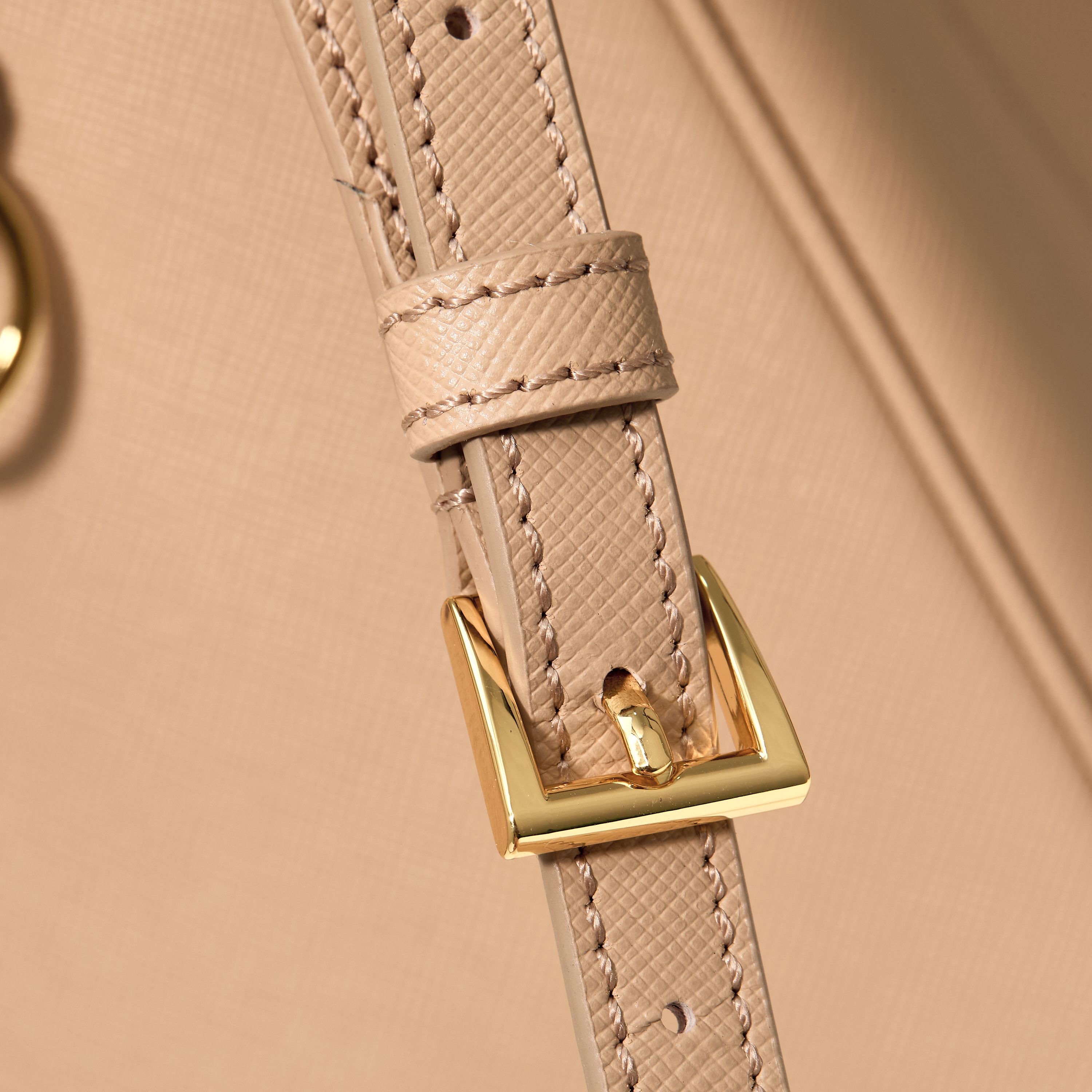 Prada 프라다 갤러리아 미니 탑핸들백 사피아노 레더 캐러멜 브라운 골드 12