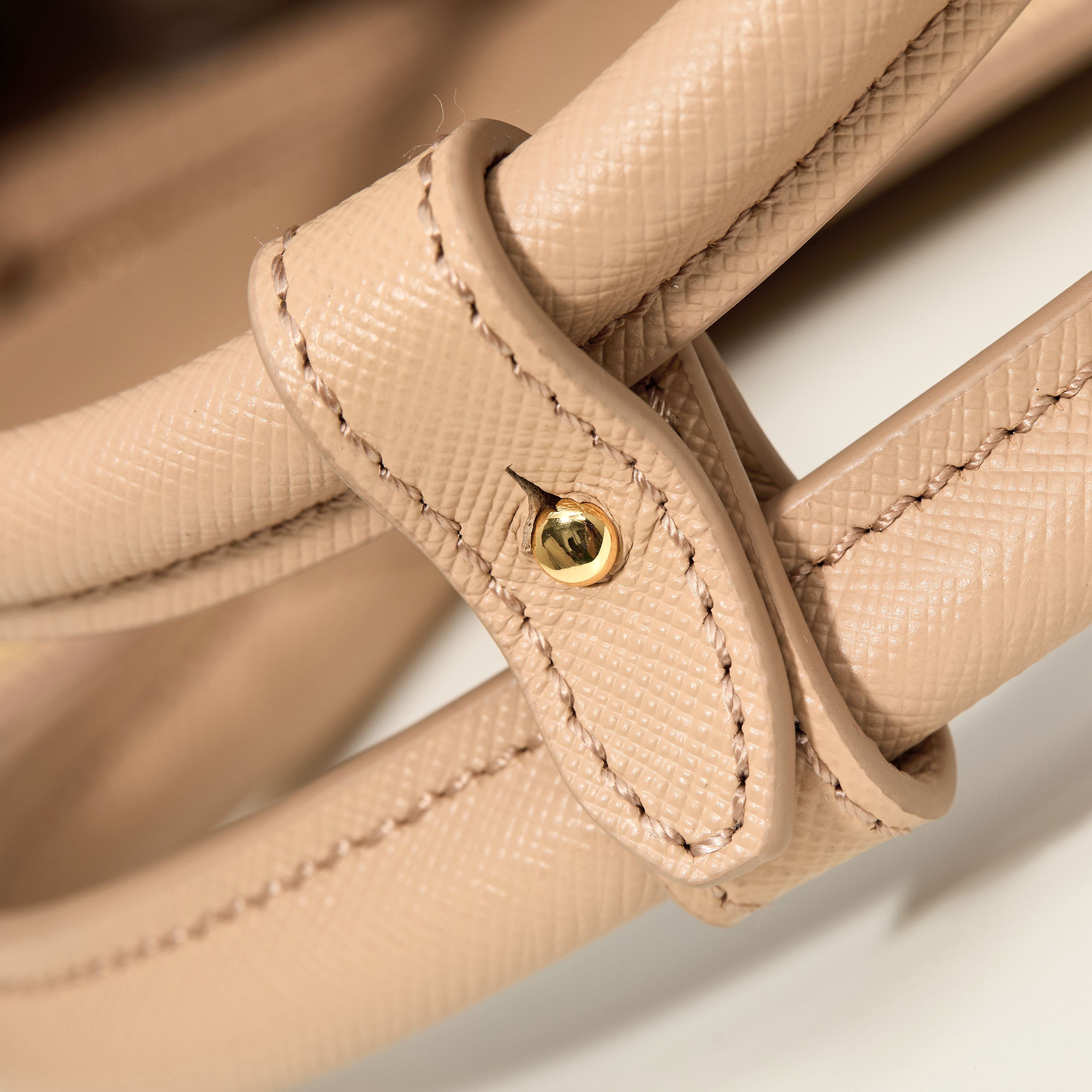 Prada 프라다 갤러리아 미니 탑핸들백 사피아노 레더 캐러멜 브라운 골드 15