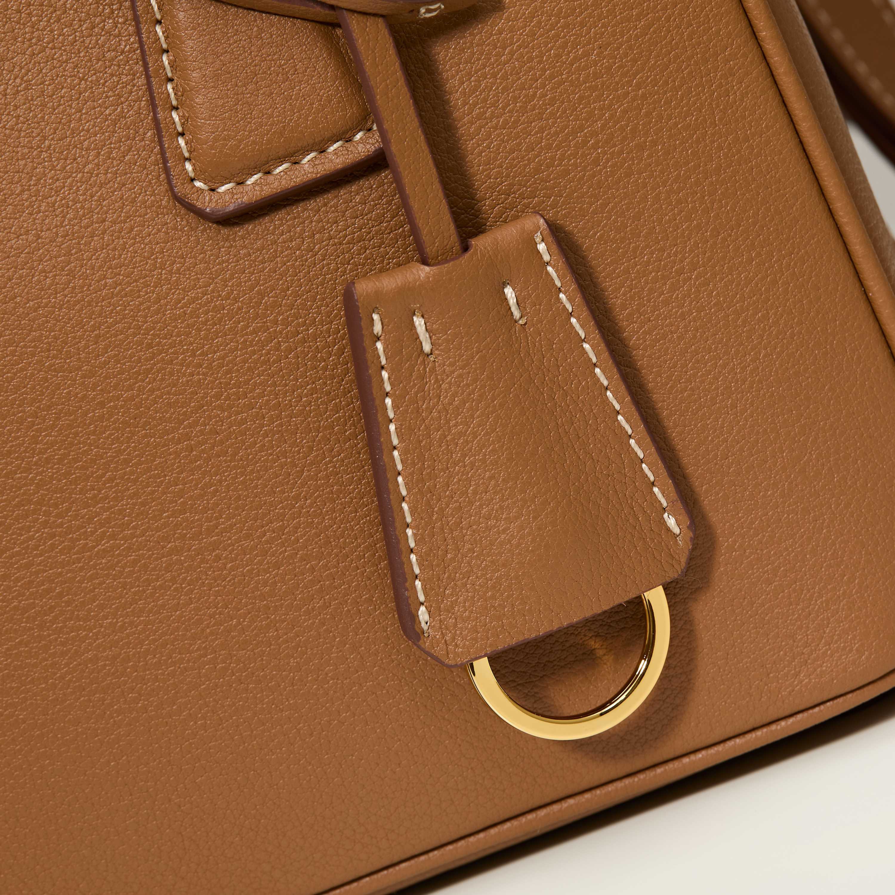 Prada 프라다 갤러리아 스몰 토트백 그레인드 카프스킨 카멜 브라운 골드 하드웨어 1BA896 20cm 17