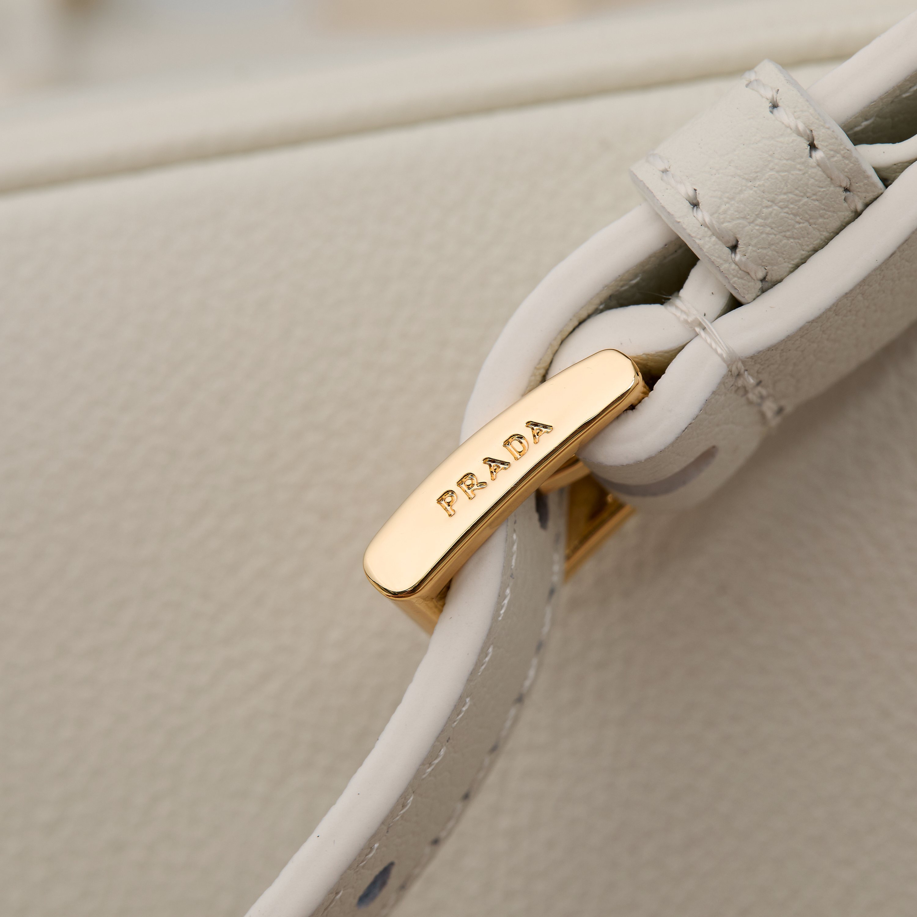 Prada 프라다 갤러리아 스몰 토트백 그레인드 카프스킨 아이보 골드 하드웨어 1BA896 20cm 13